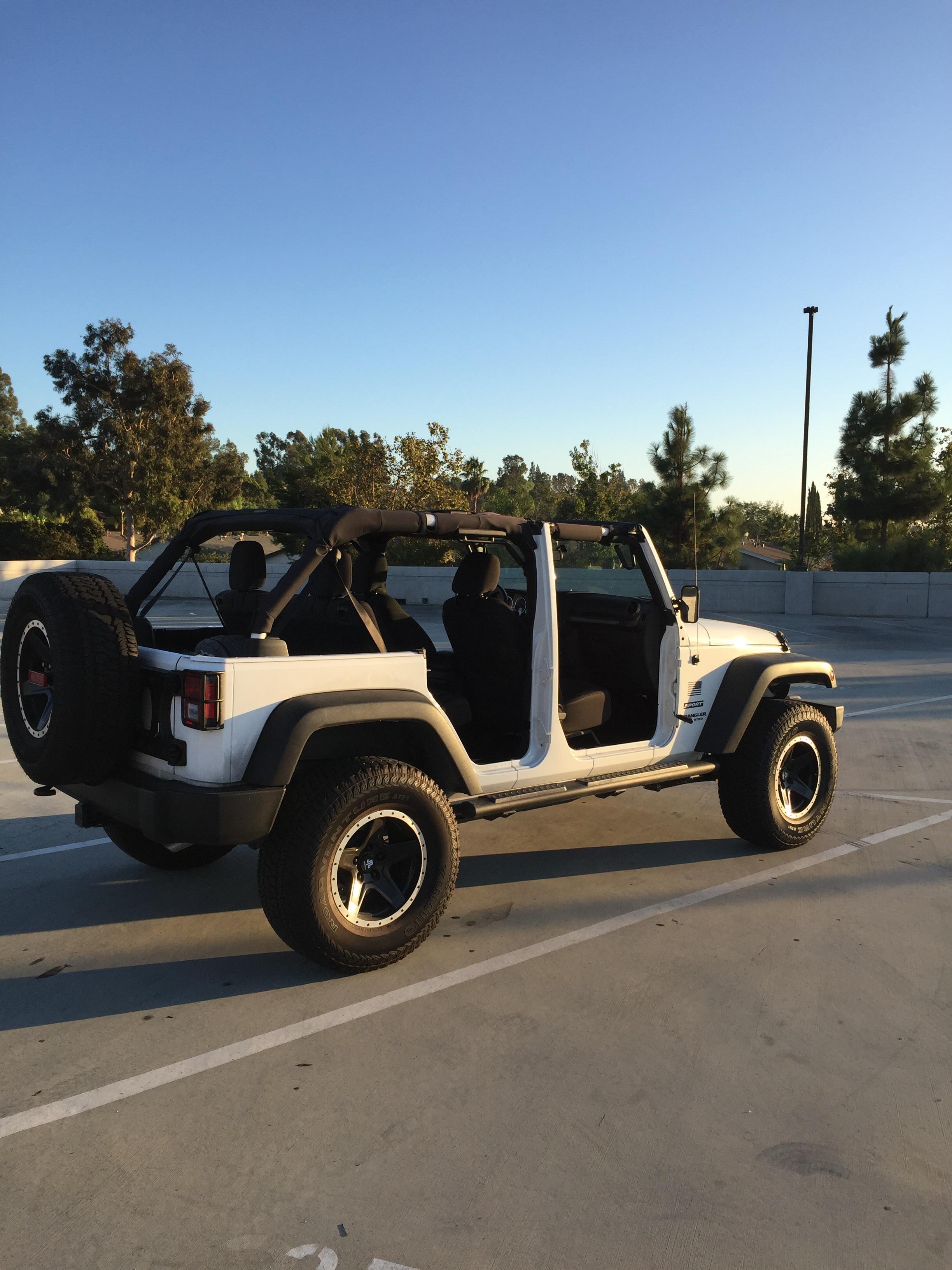 Doors and top off my 2017 JKU Sport Jeep