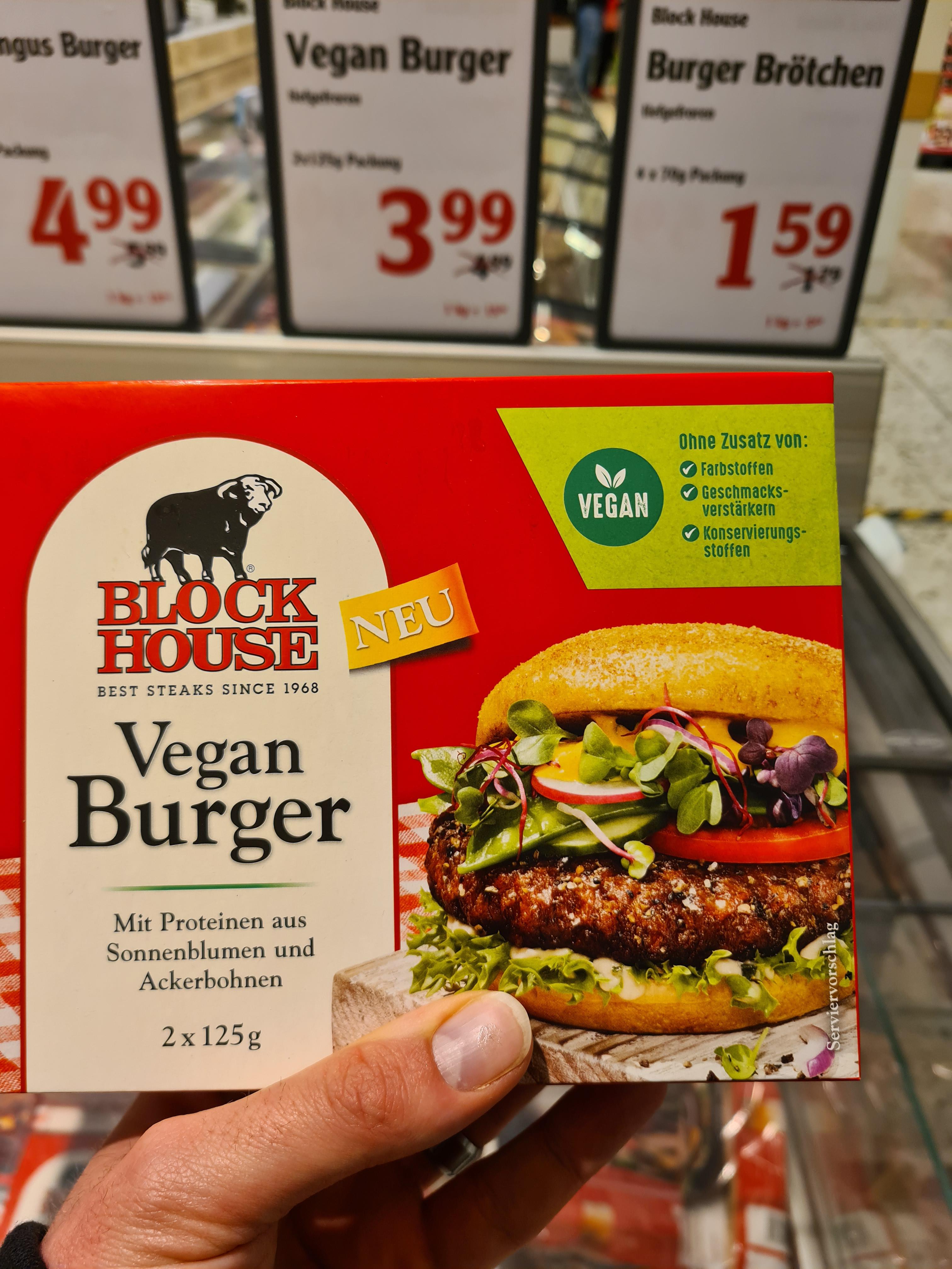 Globus Maintal. Block House Vegan Burger!!!! r/VeganDE