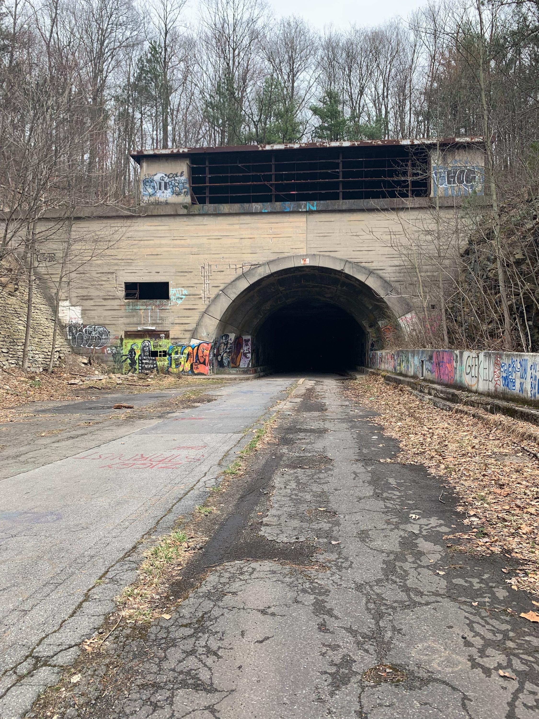 Abandoned PA Turnpike Tunnel r/urbanexploration