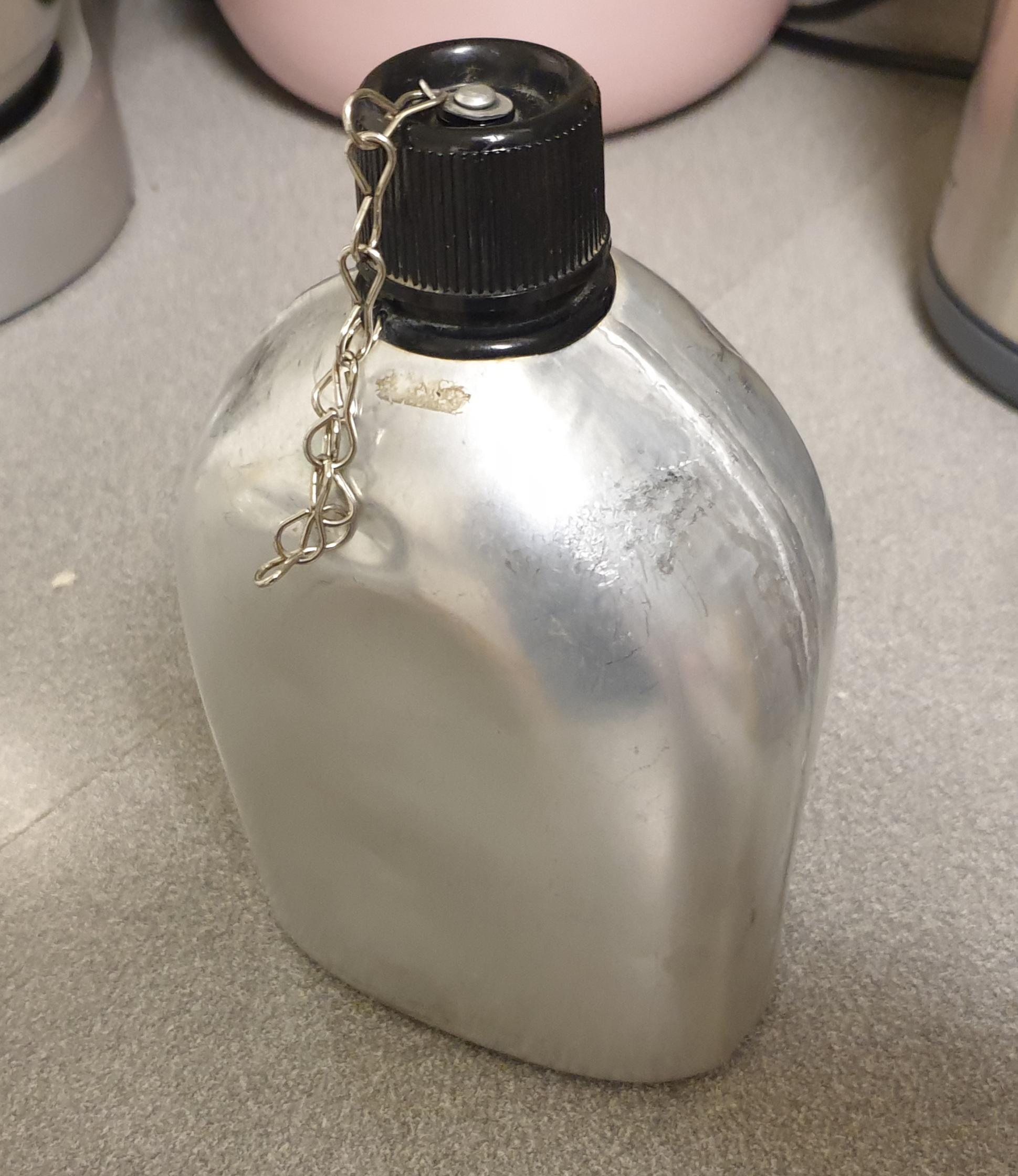 How can i thoroughly clean the inside of this aluminum canteen? r