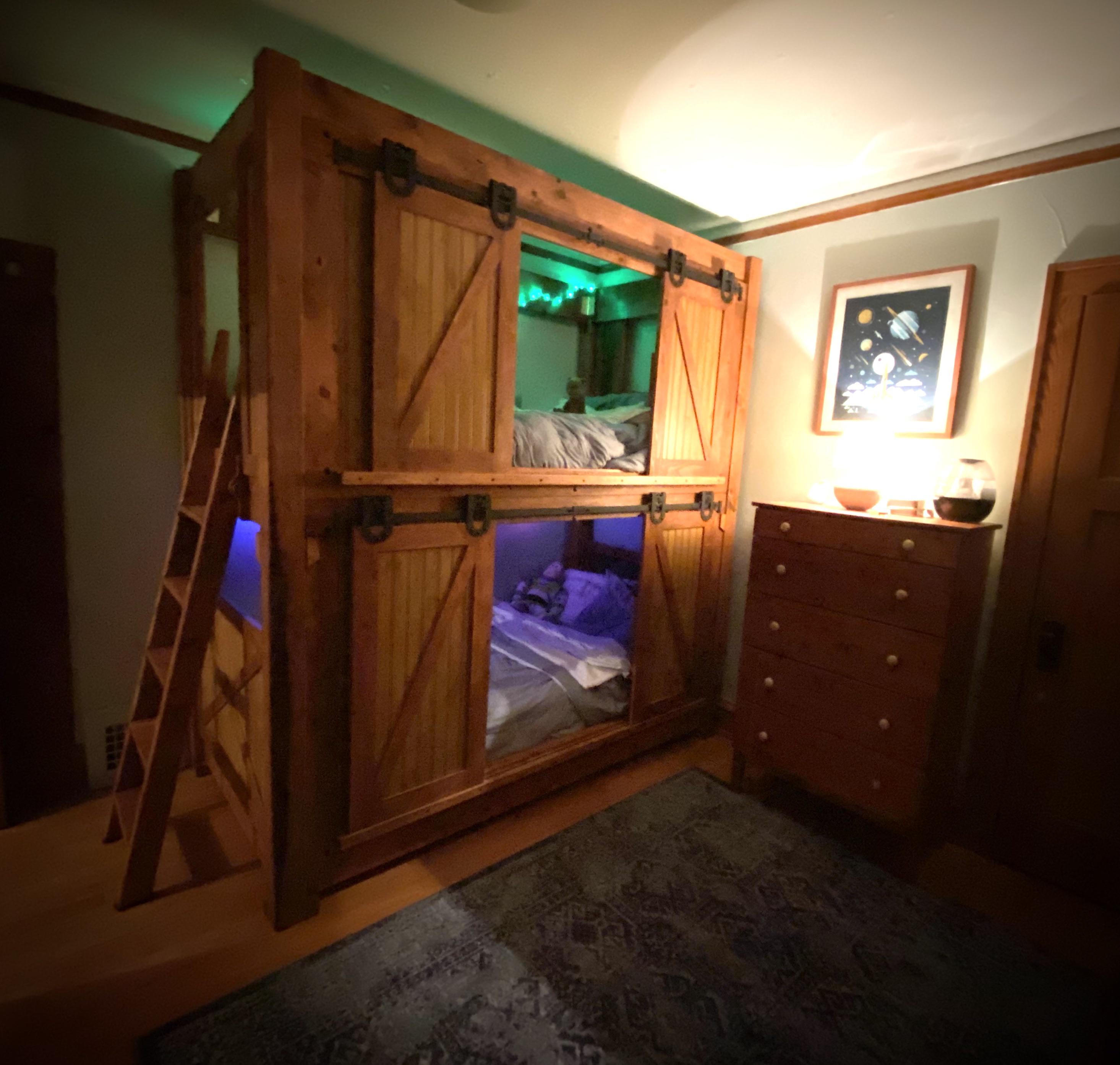 Cozy bunk beds that my dad build for my kids r/CozyPlaces