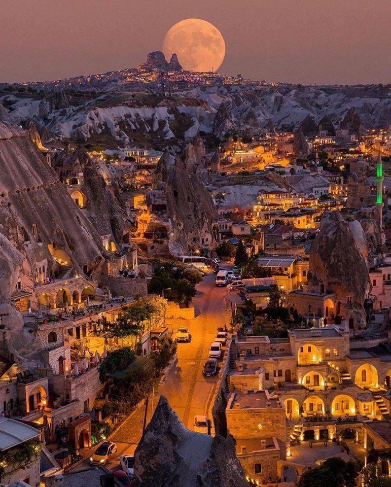 Cappadocia at night, Turkey, photo by Koko David interestingasfuck