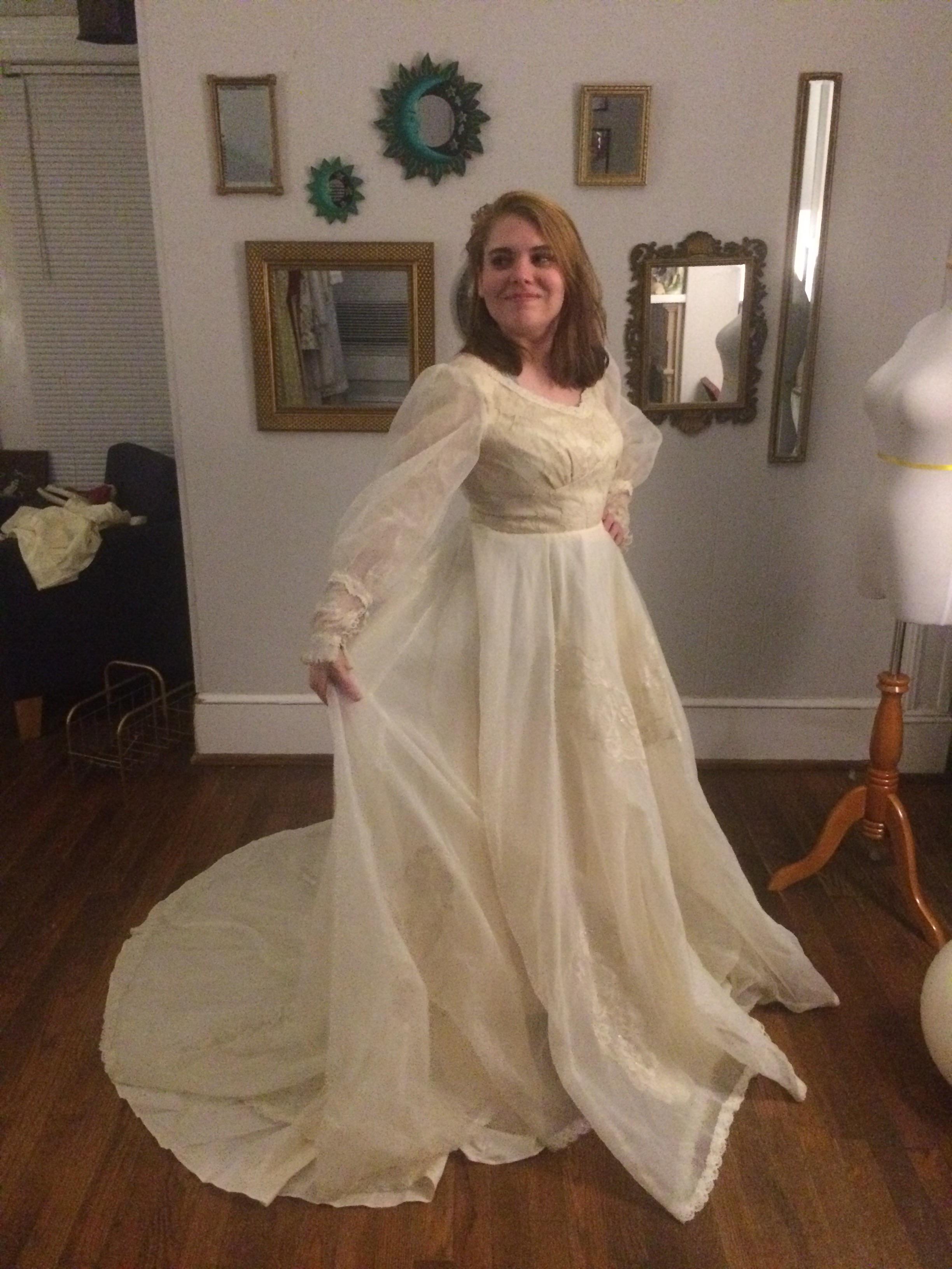 I bought this wedding dress for 2.00 at the by the pound.! Someone