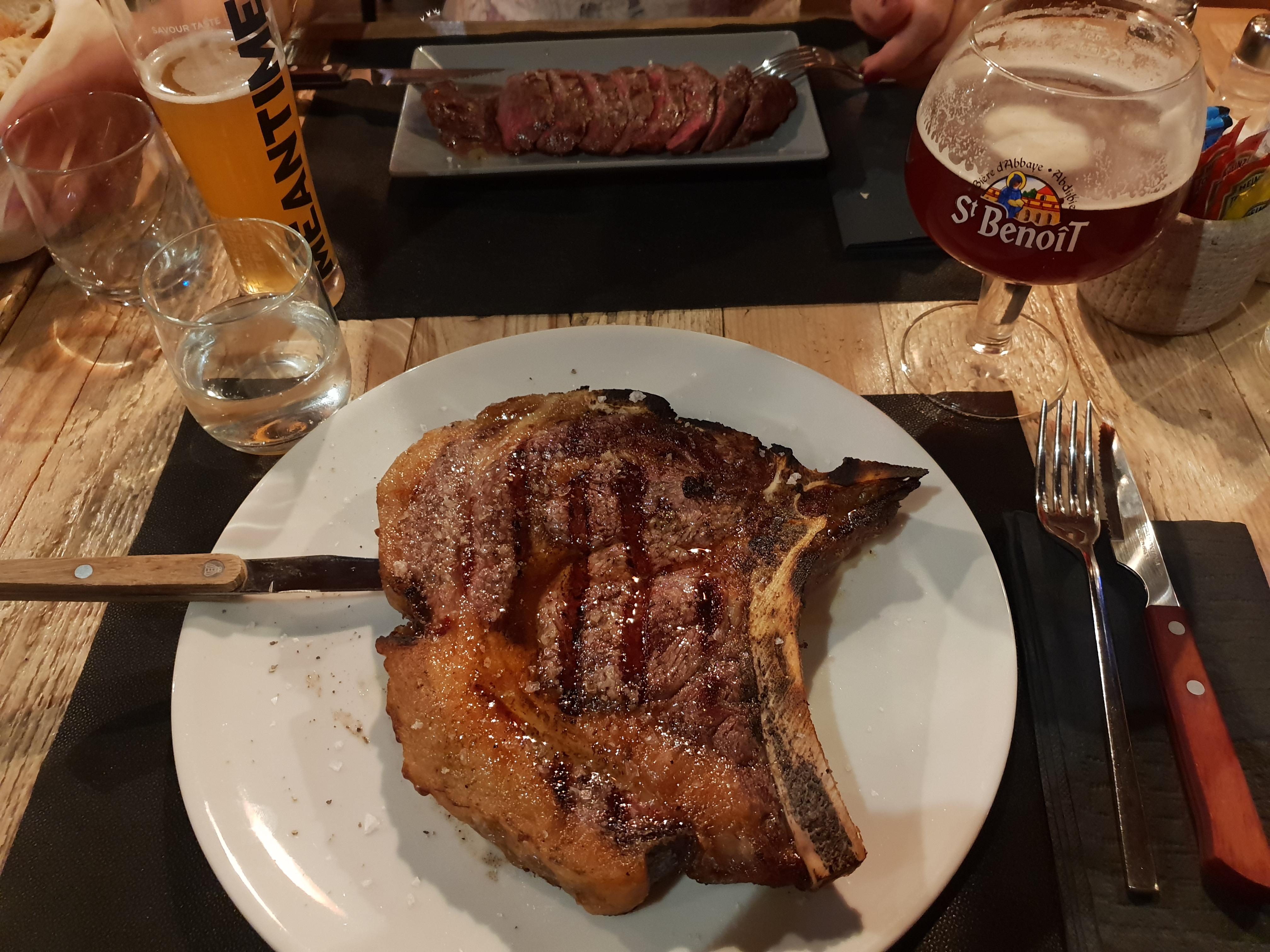 [OC] Plain and simple 2.2 pound steak and beer r/FoodPorn