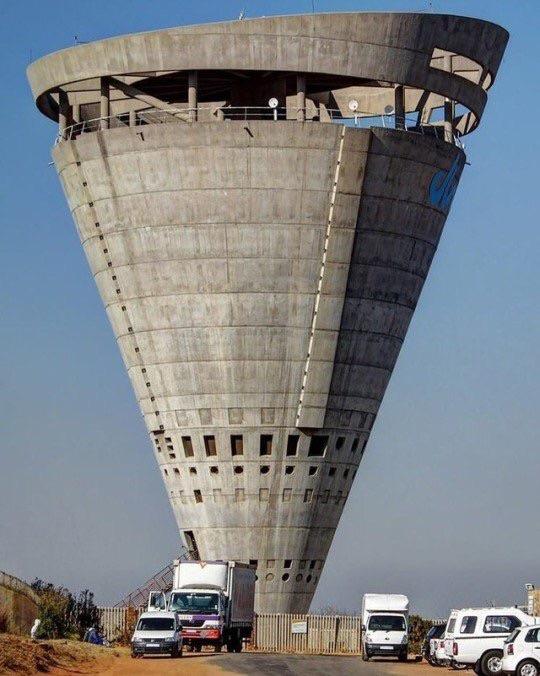 The Midrand Water Tower in Johannesburg r/evilbuildings