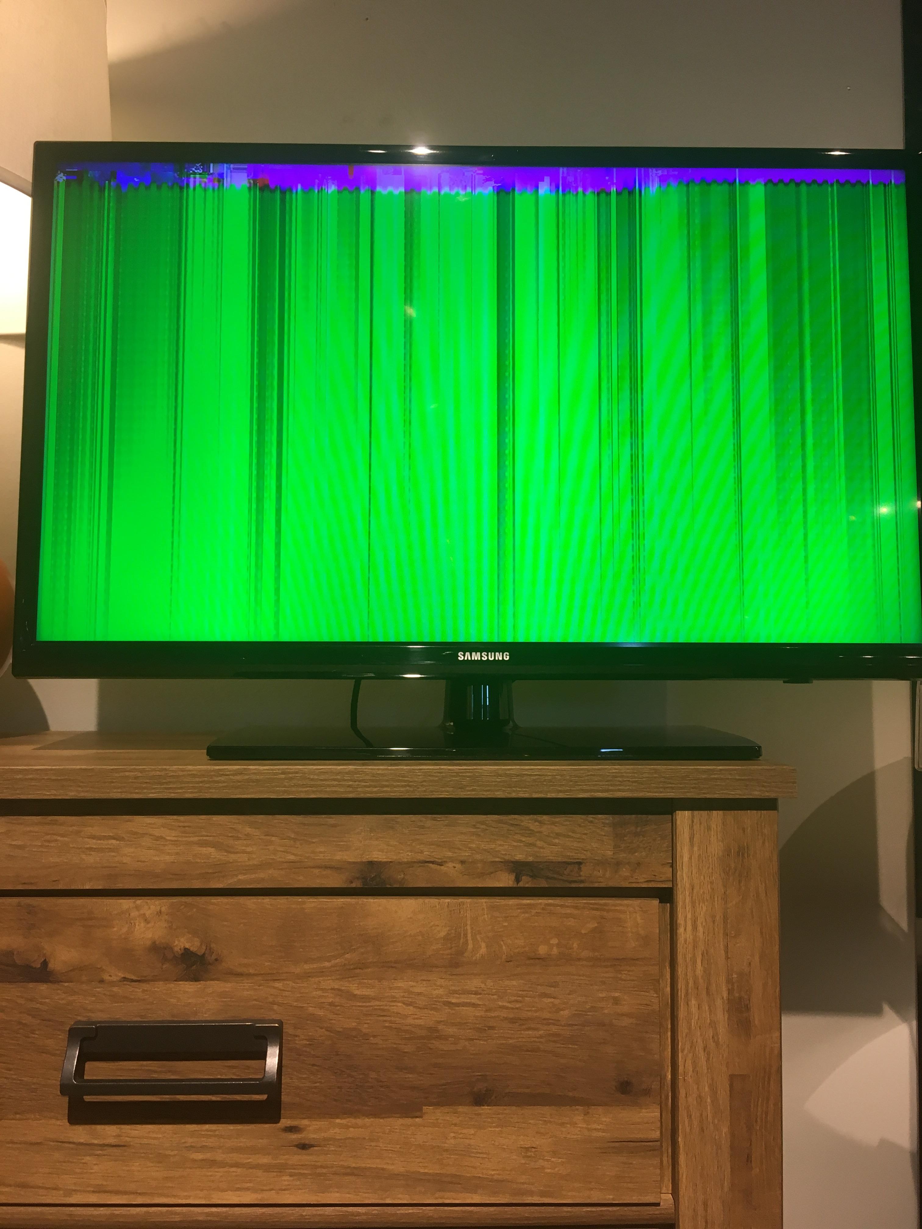 Green screen of death..? r/hardwaregore