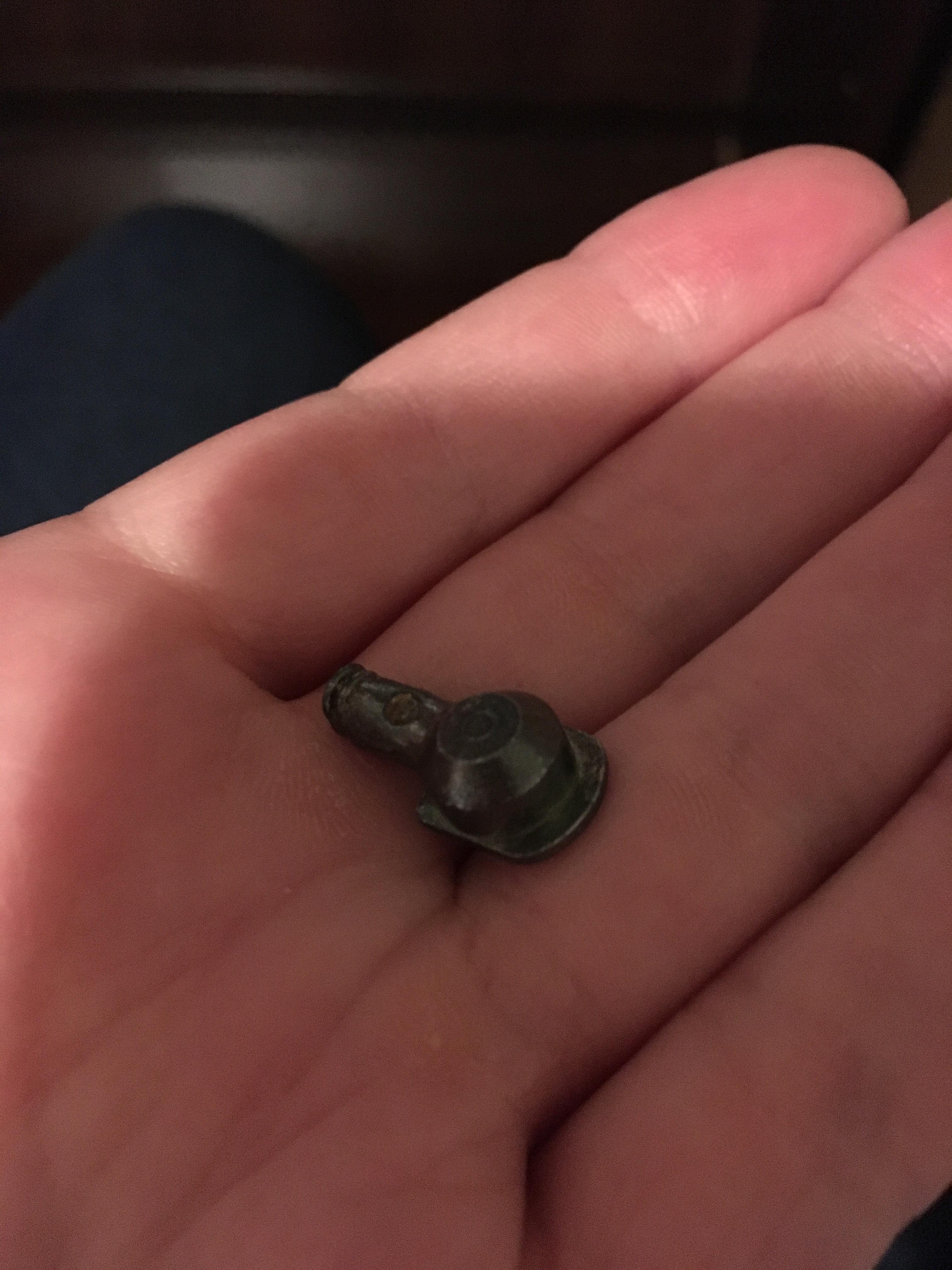 Looking for replacement bookshelf pegs. Anybody have ideas/help? r/IKEA