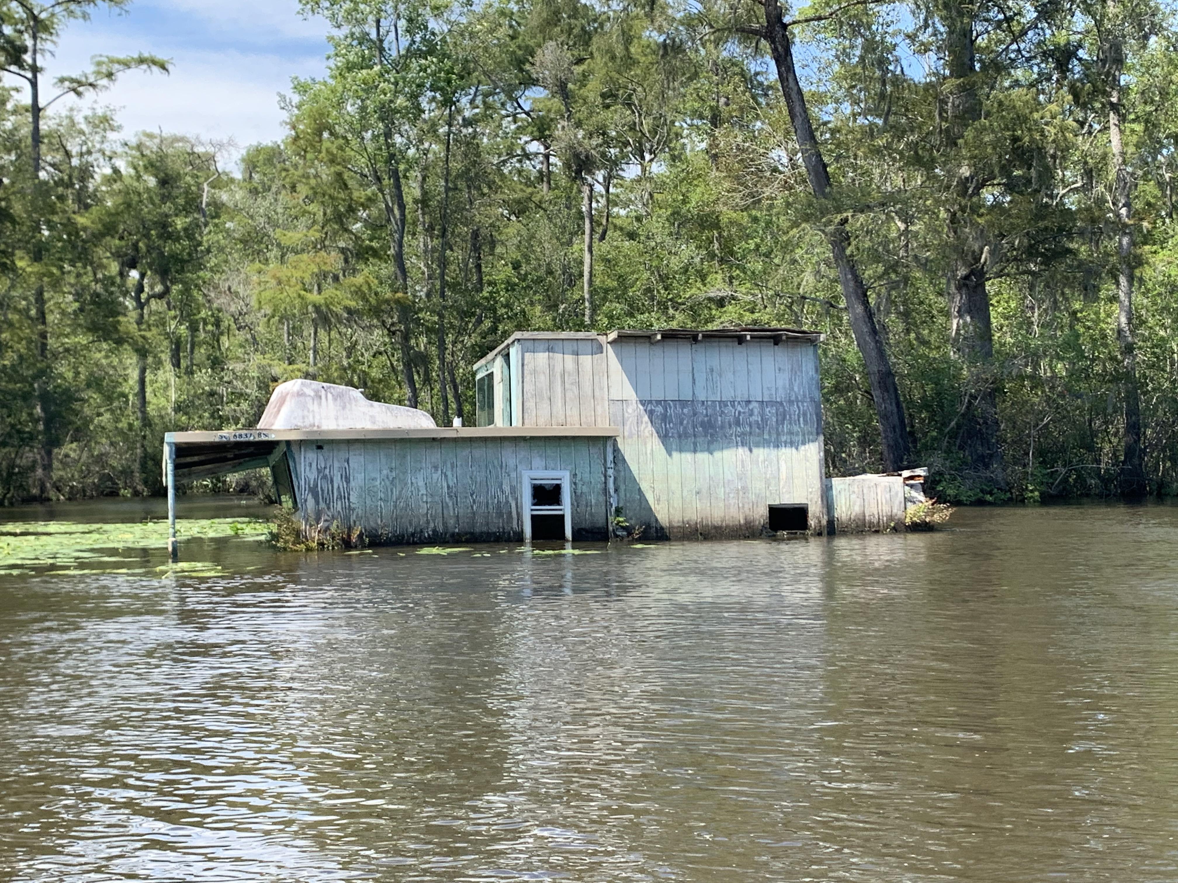 Sunken Houseboat near Bucksport, SC r/AbandonedPorn
