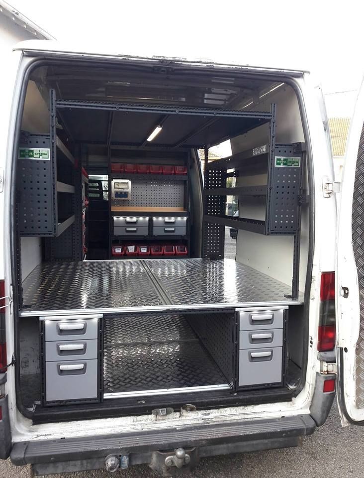 This karting trailer looks stunning. r/Karting