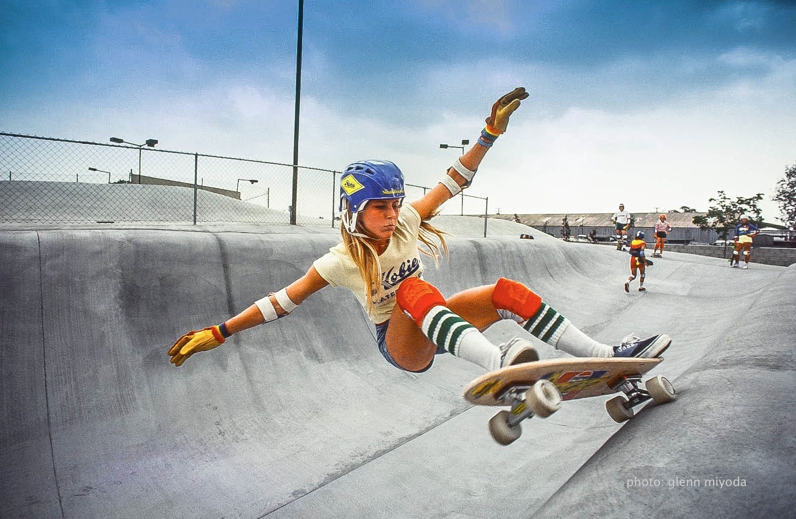 Vicki Vickers Female Skateboarder of the Year (1978) r/OldSchoolCool