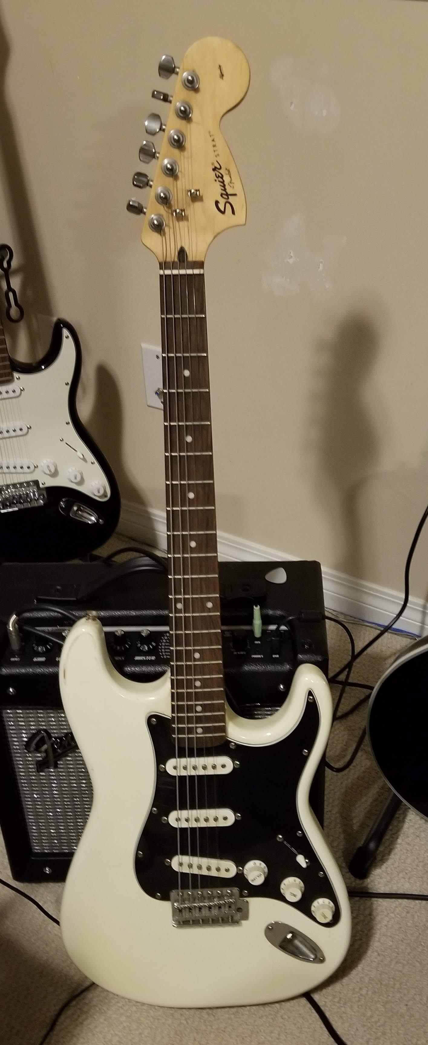 230 best Squier Strat images on Pholder Guitars, Guitarporn and Stratocaster