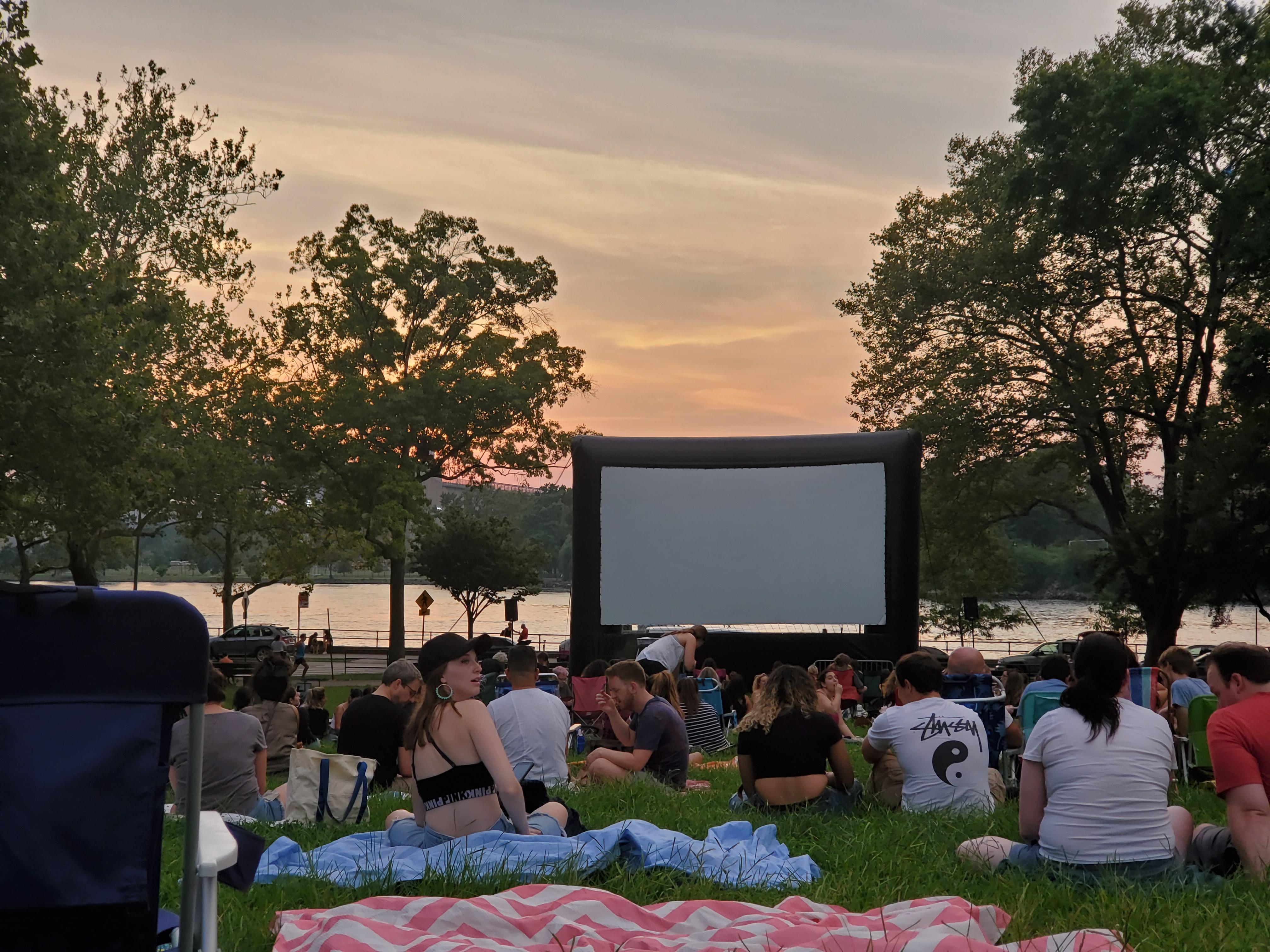 Astoria park movie night r/astoria