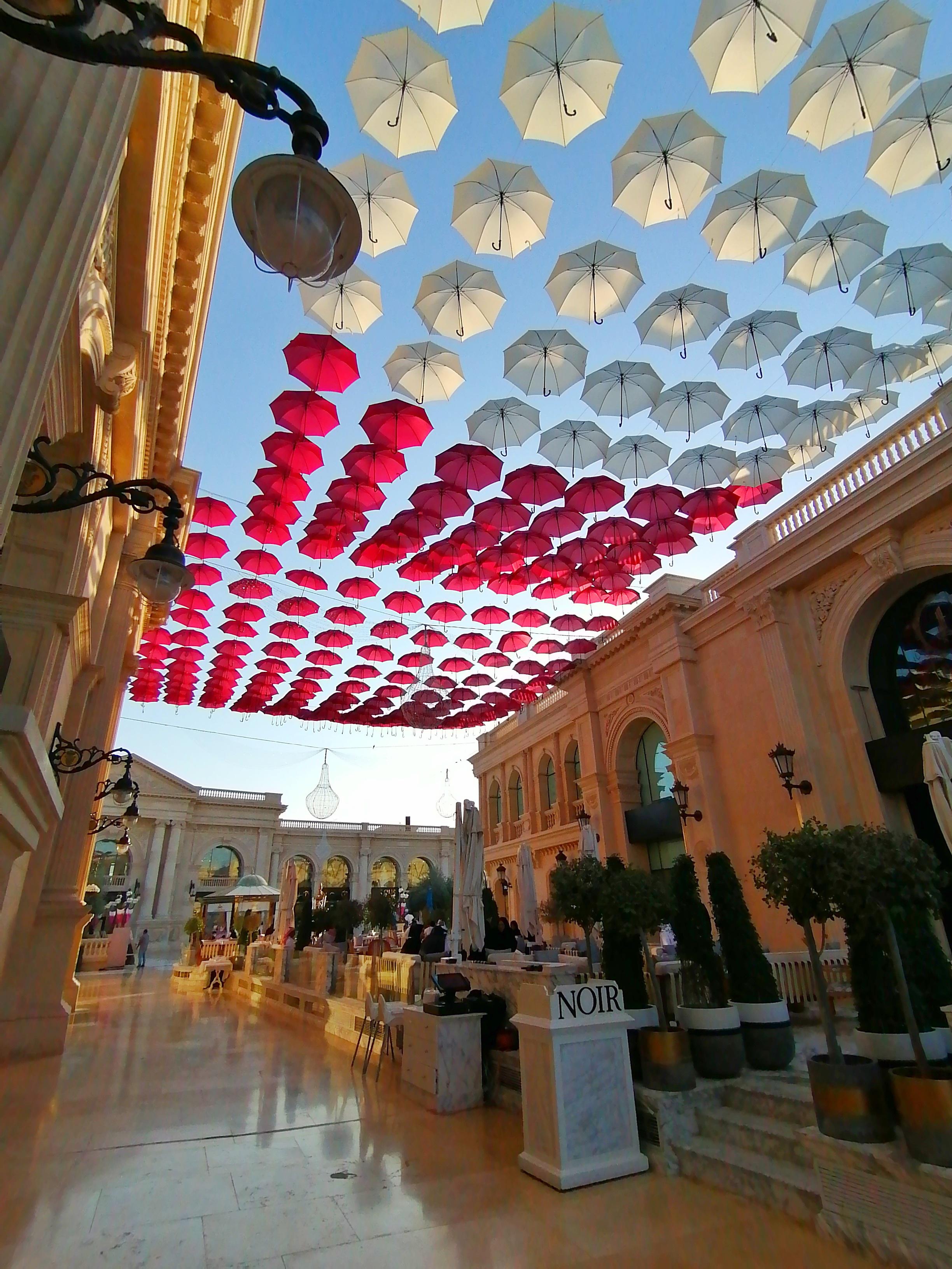 Huge Umbrella Flag in Alhazm r/qatar
