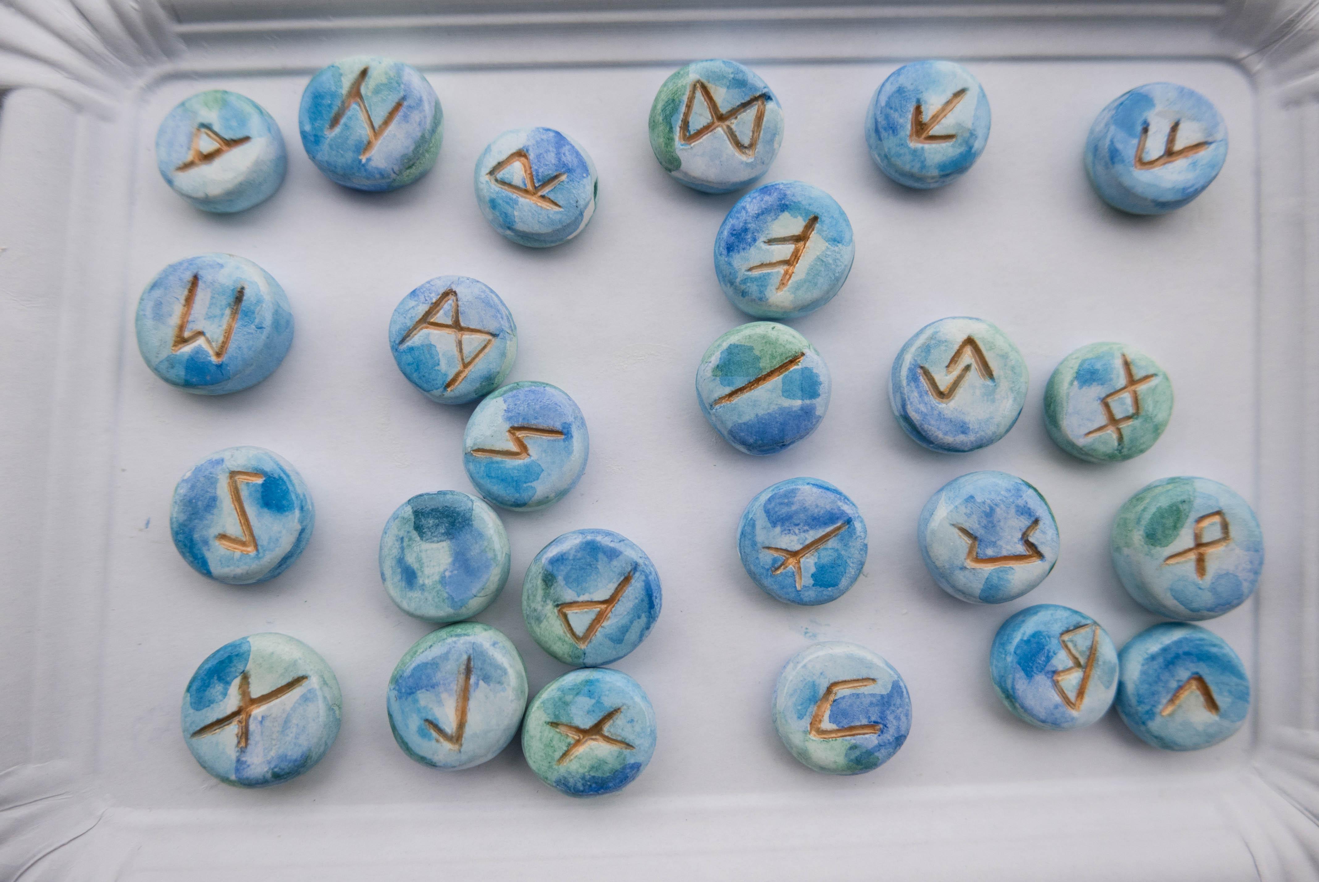 Made my very own set of runes out of clay r/runes