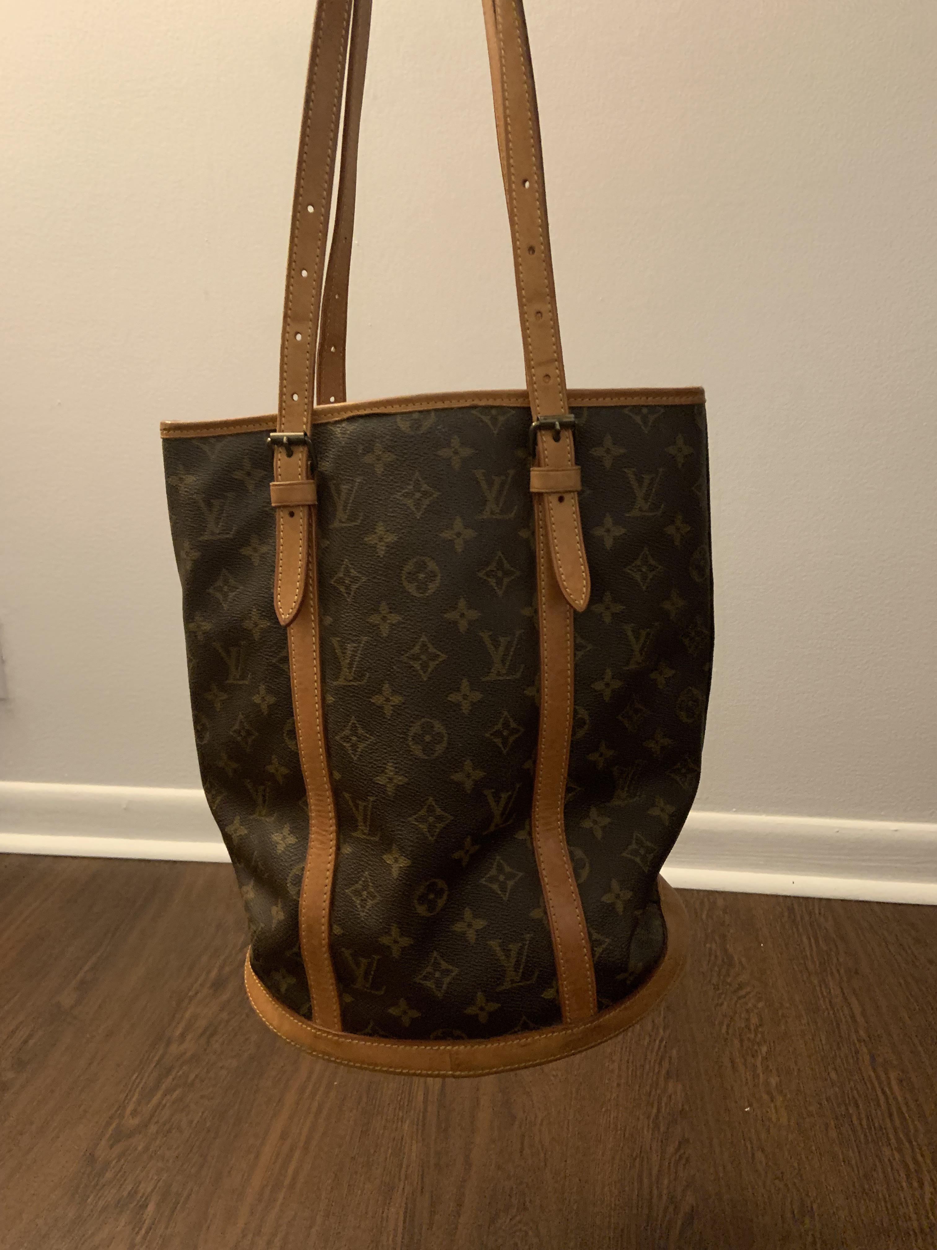 Does Louis Vuitton Make Bags In Usage Of Money