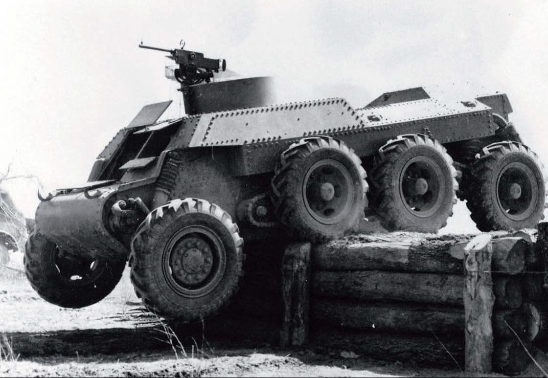 T13 B, a heavy eightwheel armored car/tank, developed in the