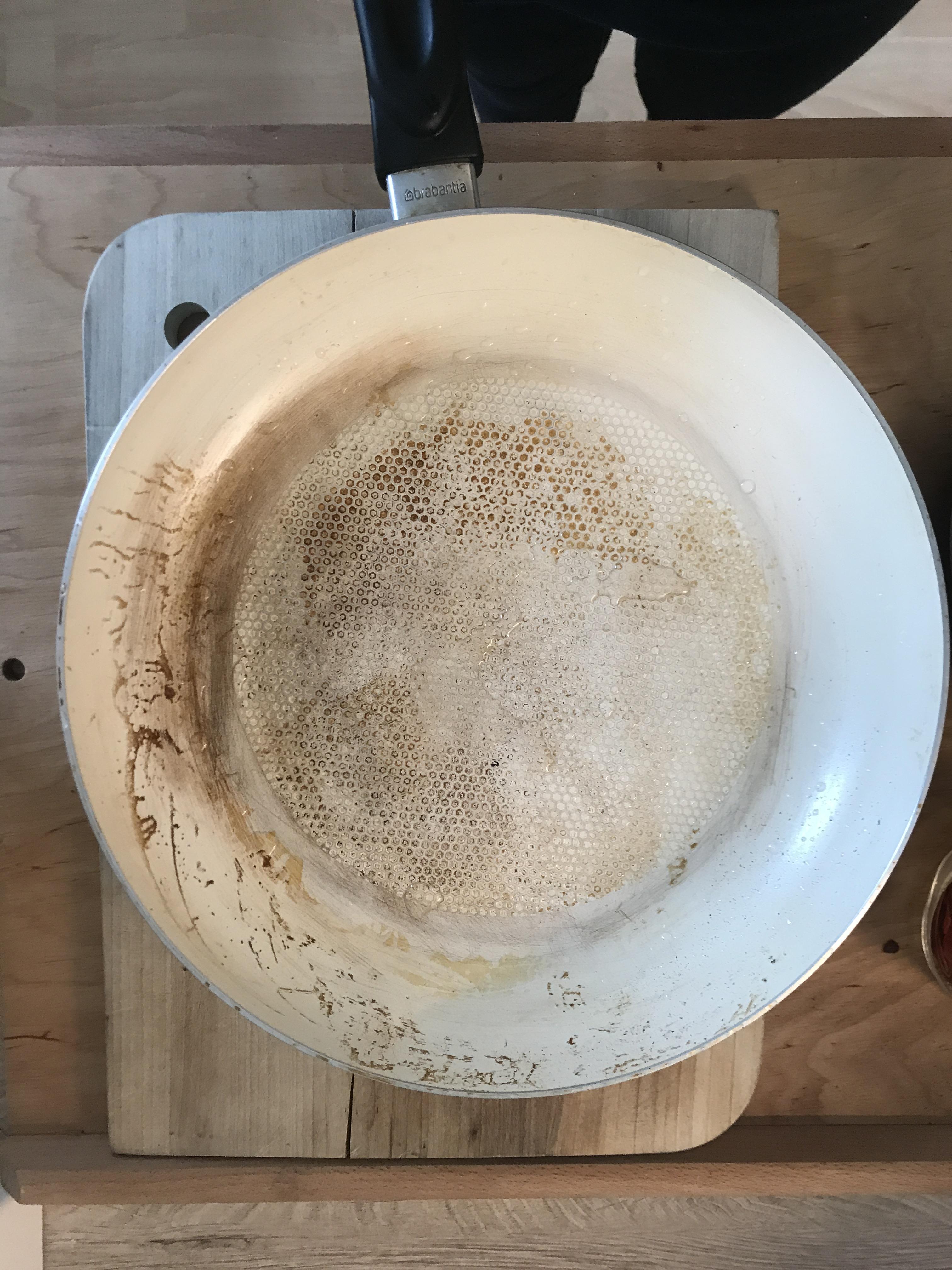 Stubborn stains on ceramic pan please help! r/CleaningTips