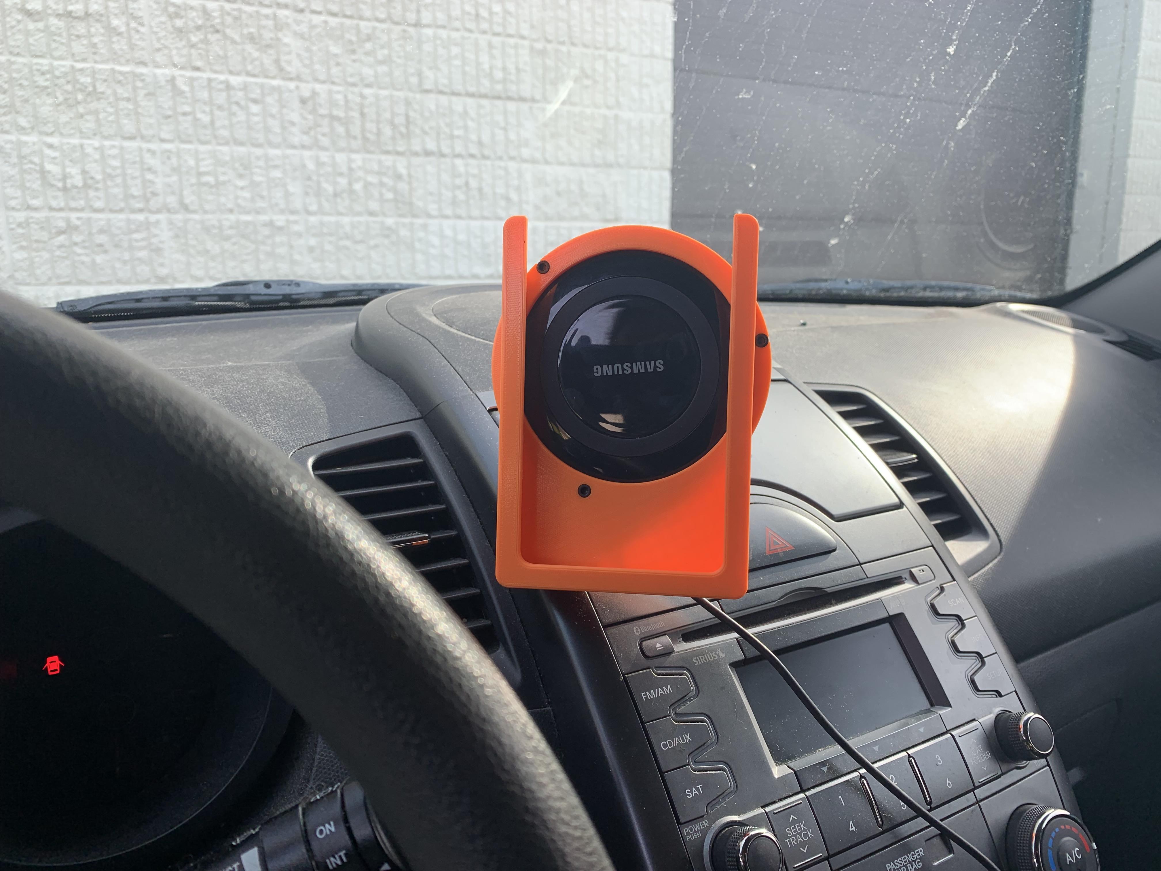 Car phone cradle with integrated wireless charger r/functionalprint