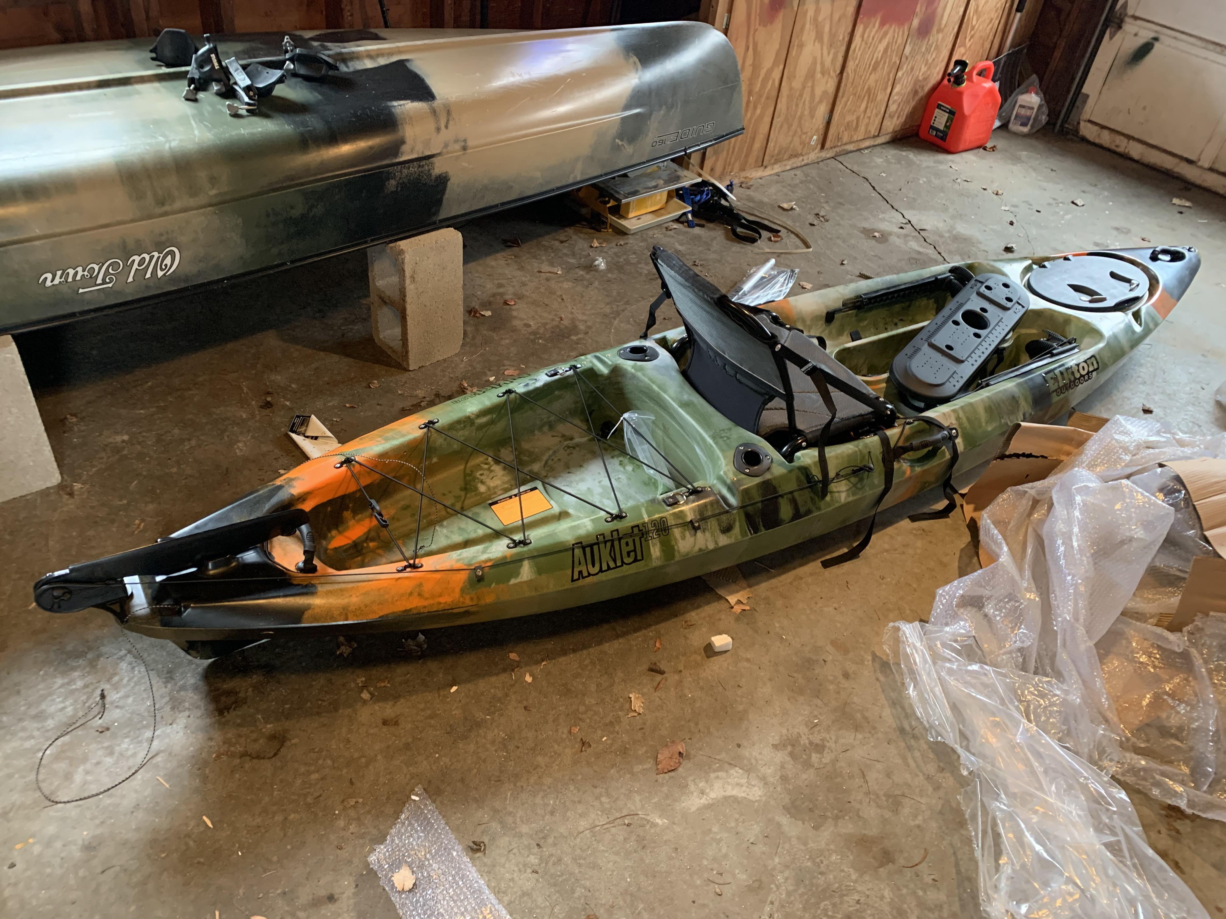 Brand new fishing kayak I’m ready to hit the water r/kayakfishing