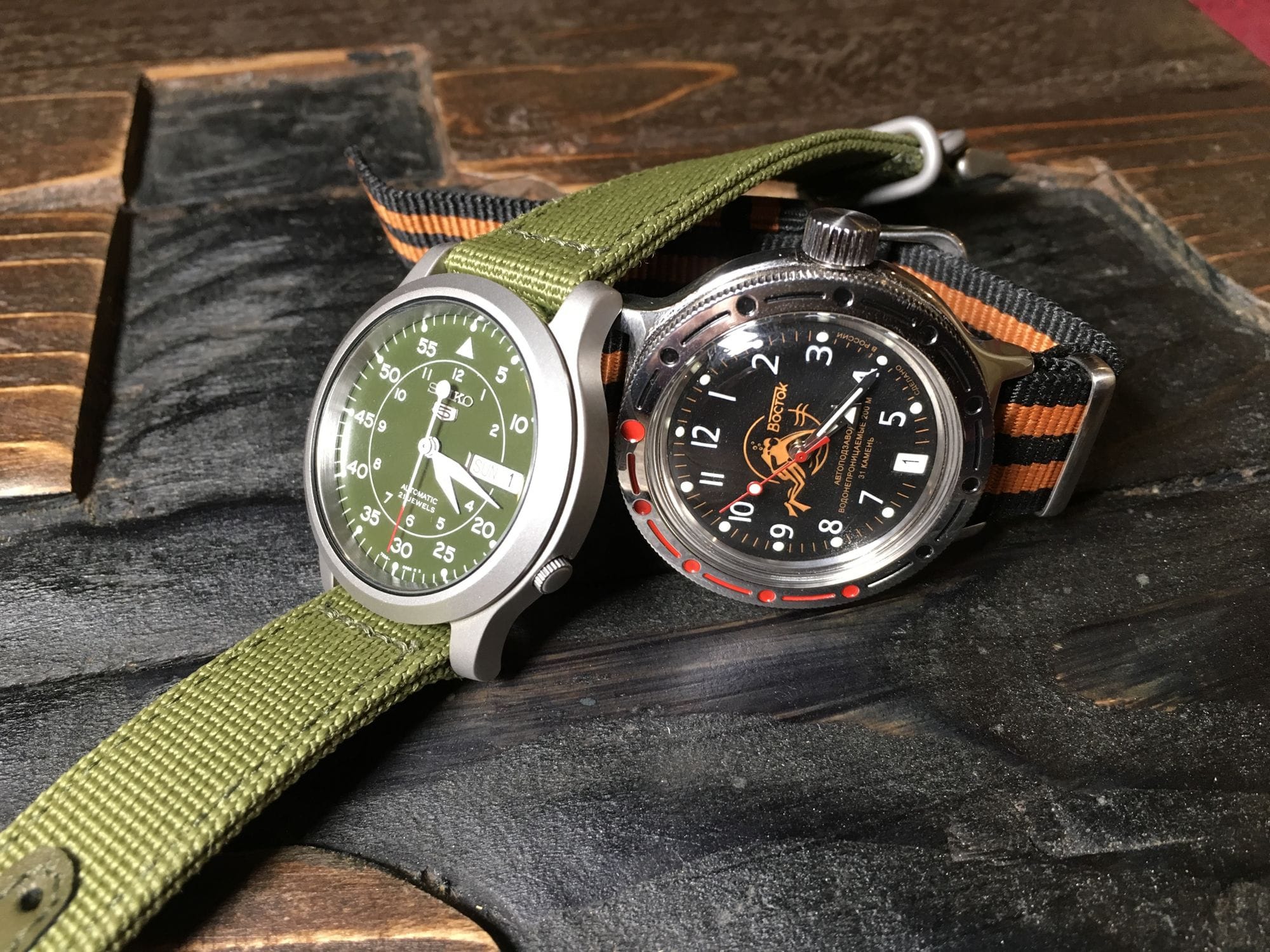 [Seiko SNK805 vs Vostok Amphibia] Which is the best entry level