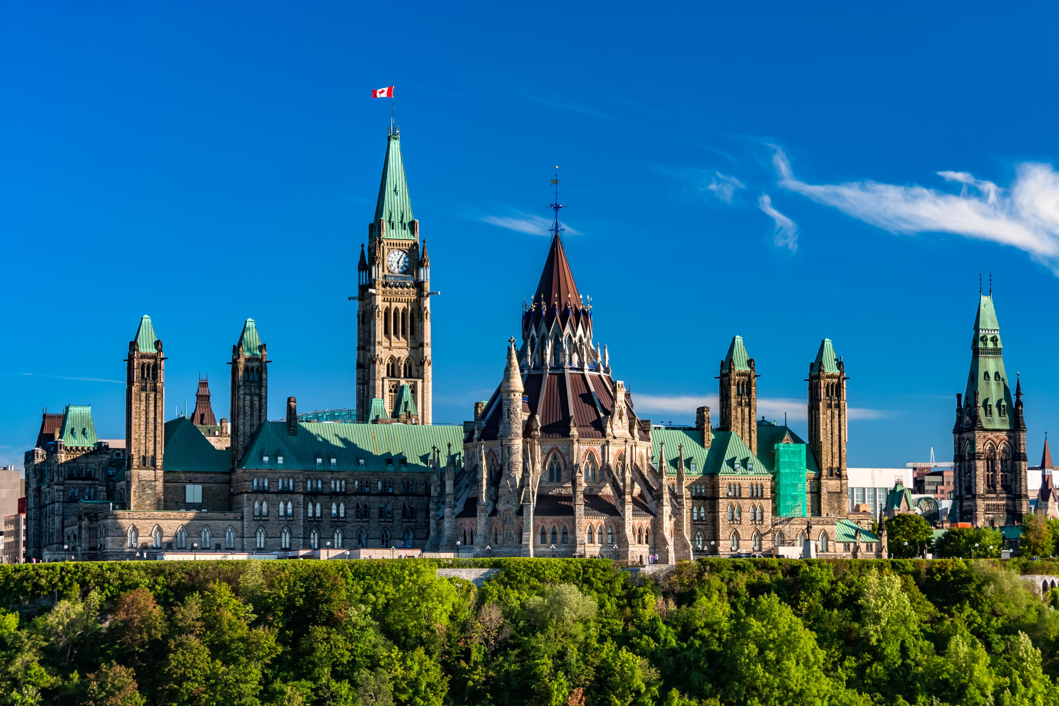 The Parliament of Canada in Ottawa, Ontario, Canada r/ArchitecturalRevival