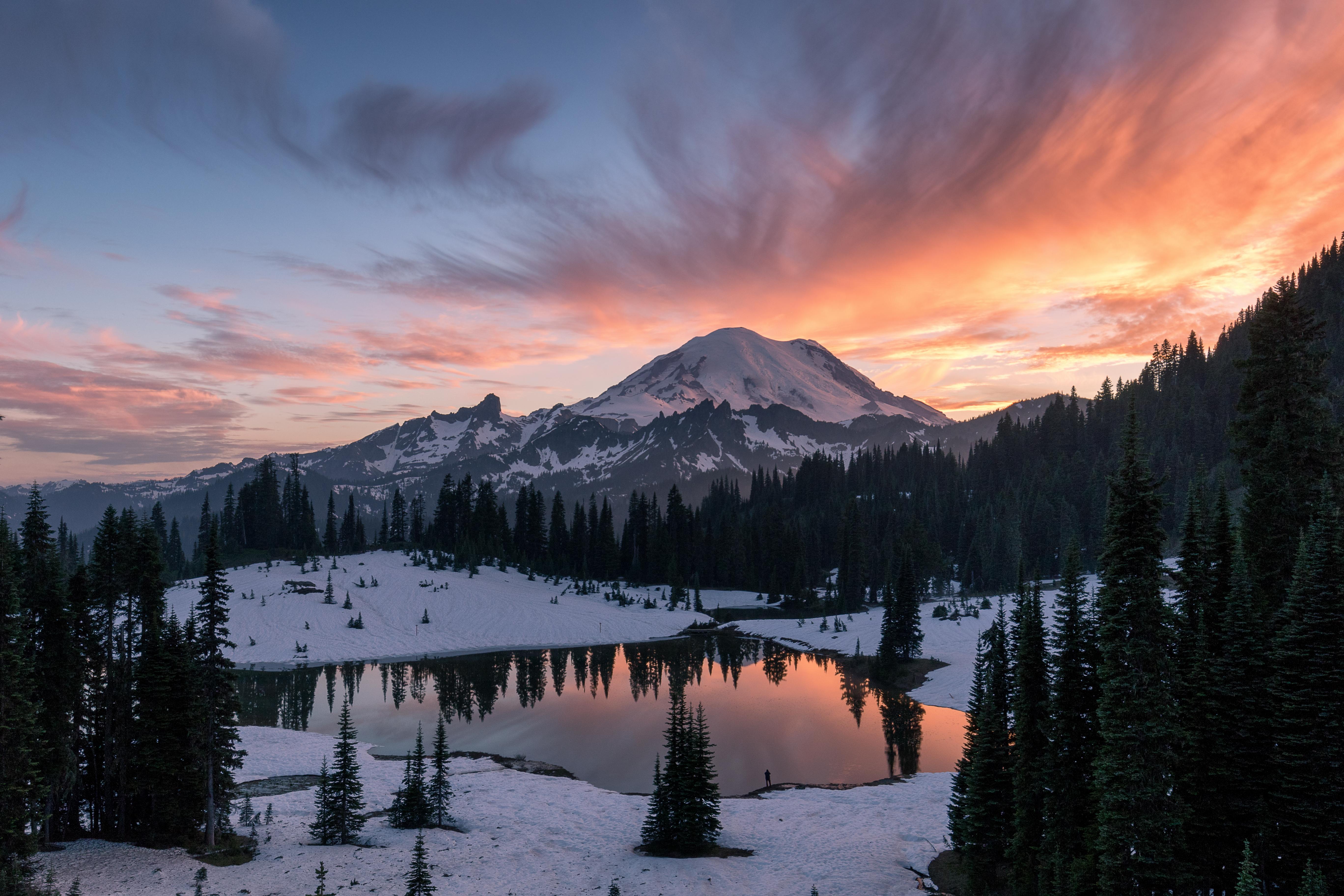 Rolled the dice yesterday and drove up to Tipsoo Lake even though the