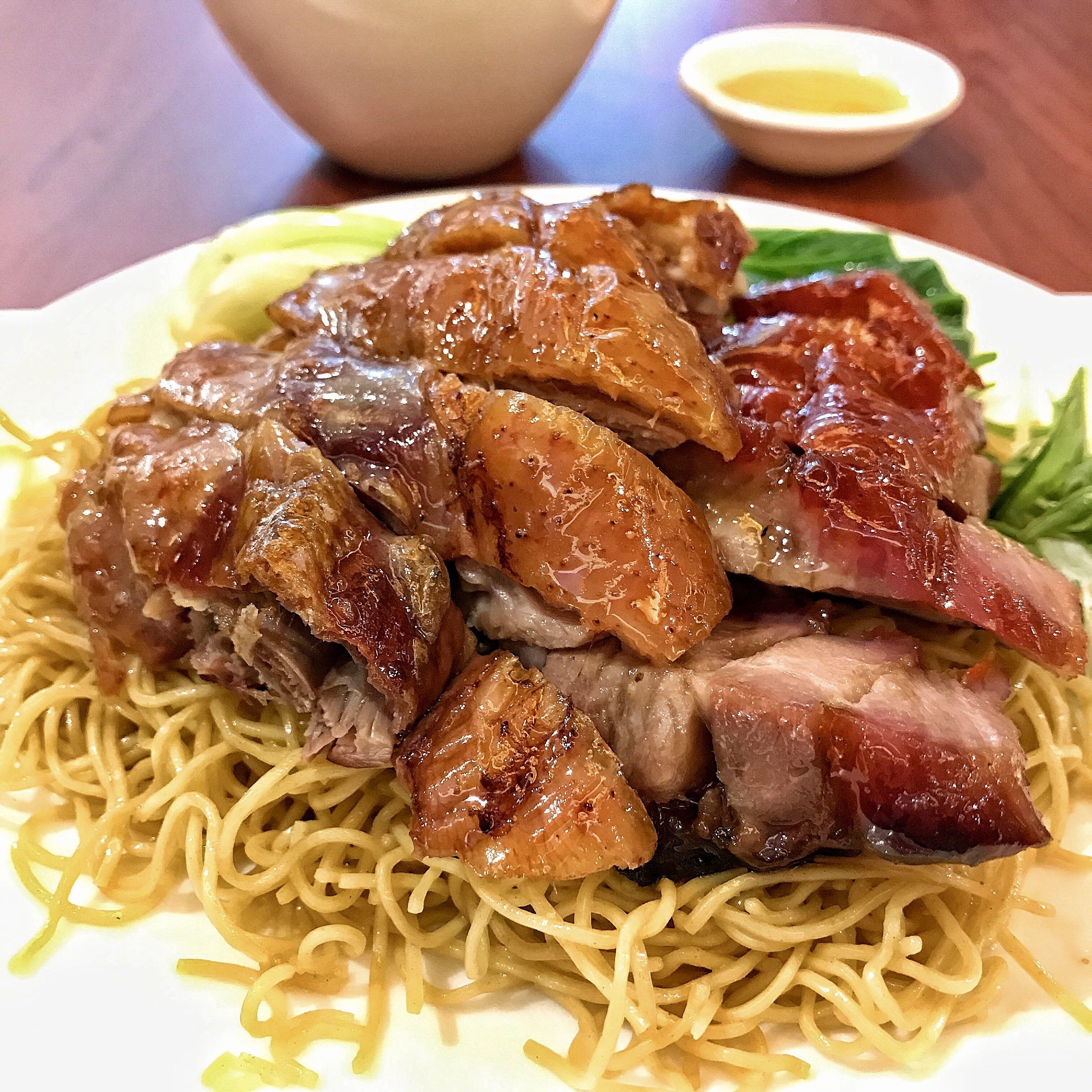 [I ate] Roast Duck and Braised Noodles (dipping sauce Plum Syrup) r/food
