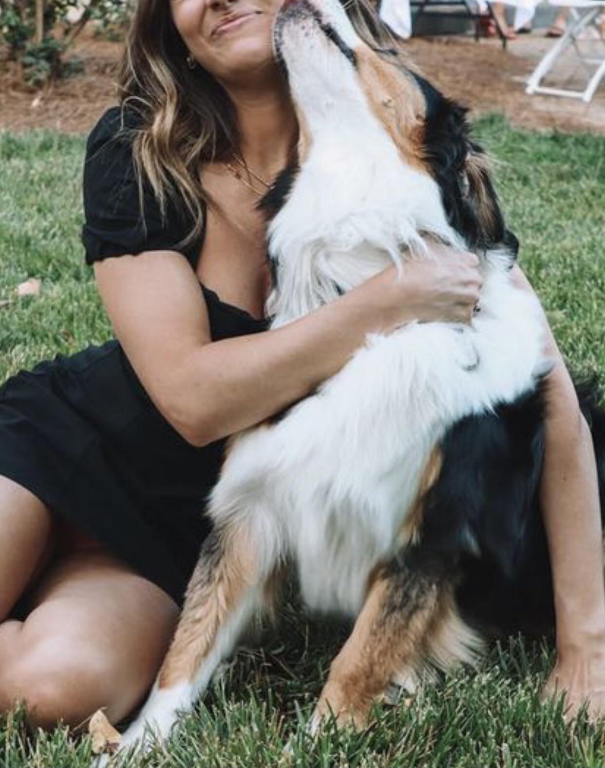 Michella Chester NCAA Digital and Turner Sports reporter upskirt 👀 r