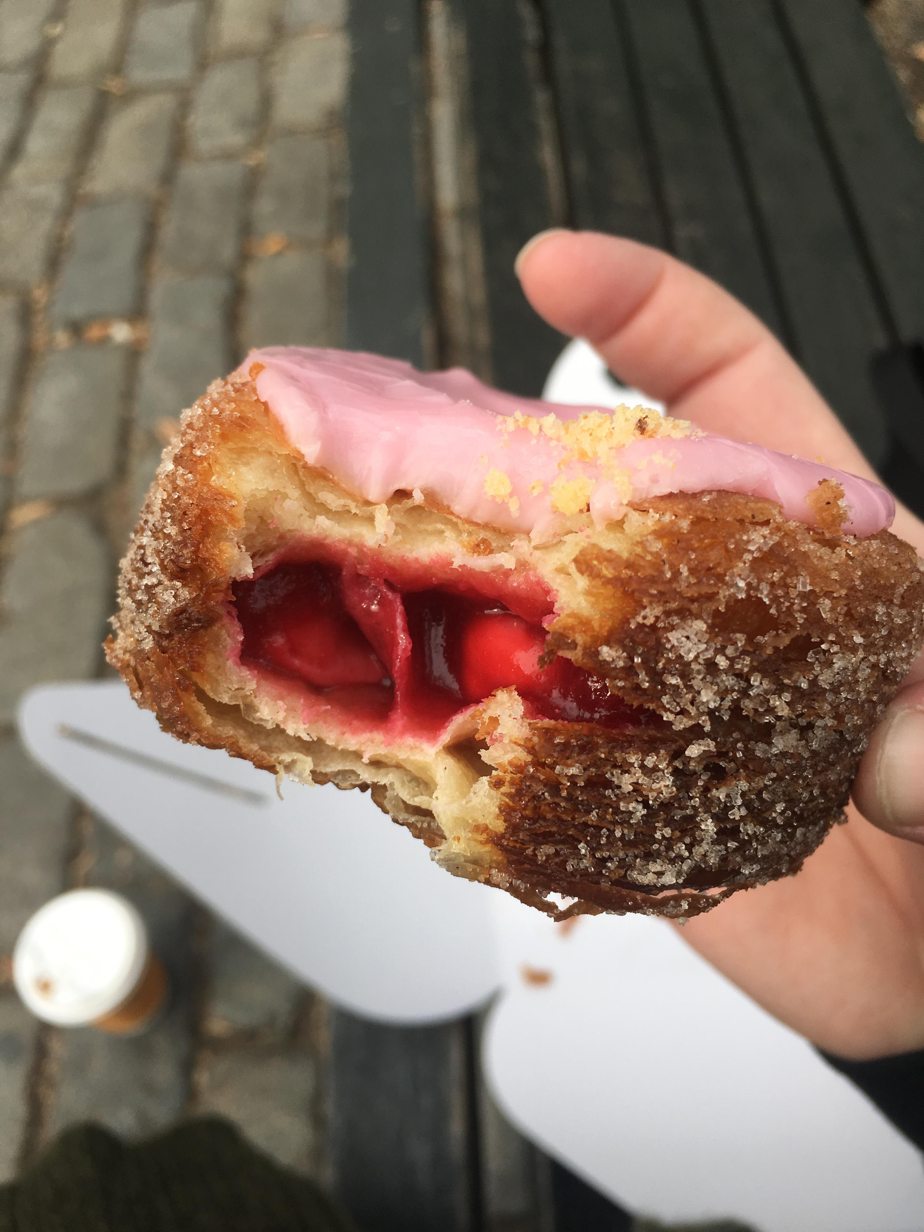 A cronut from NYC’s Dominique Ansel bakery TodayIAte