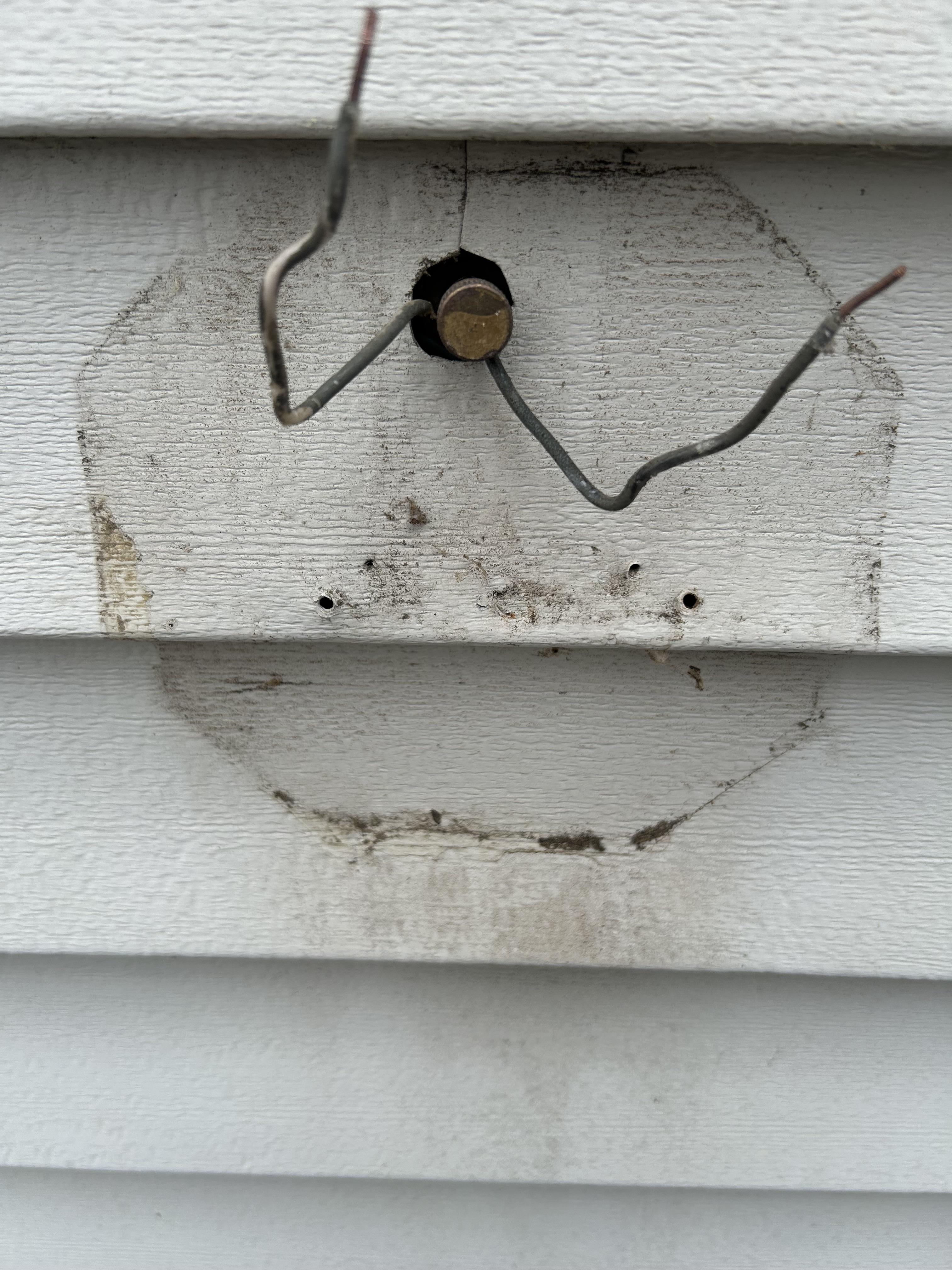 How do I connect the ground wire to this without any ground wire