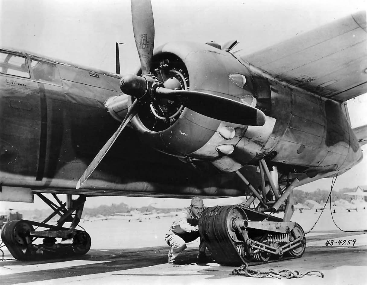 A TA20H with experimental tracked landing gear, 1943 r/WWIIplanes