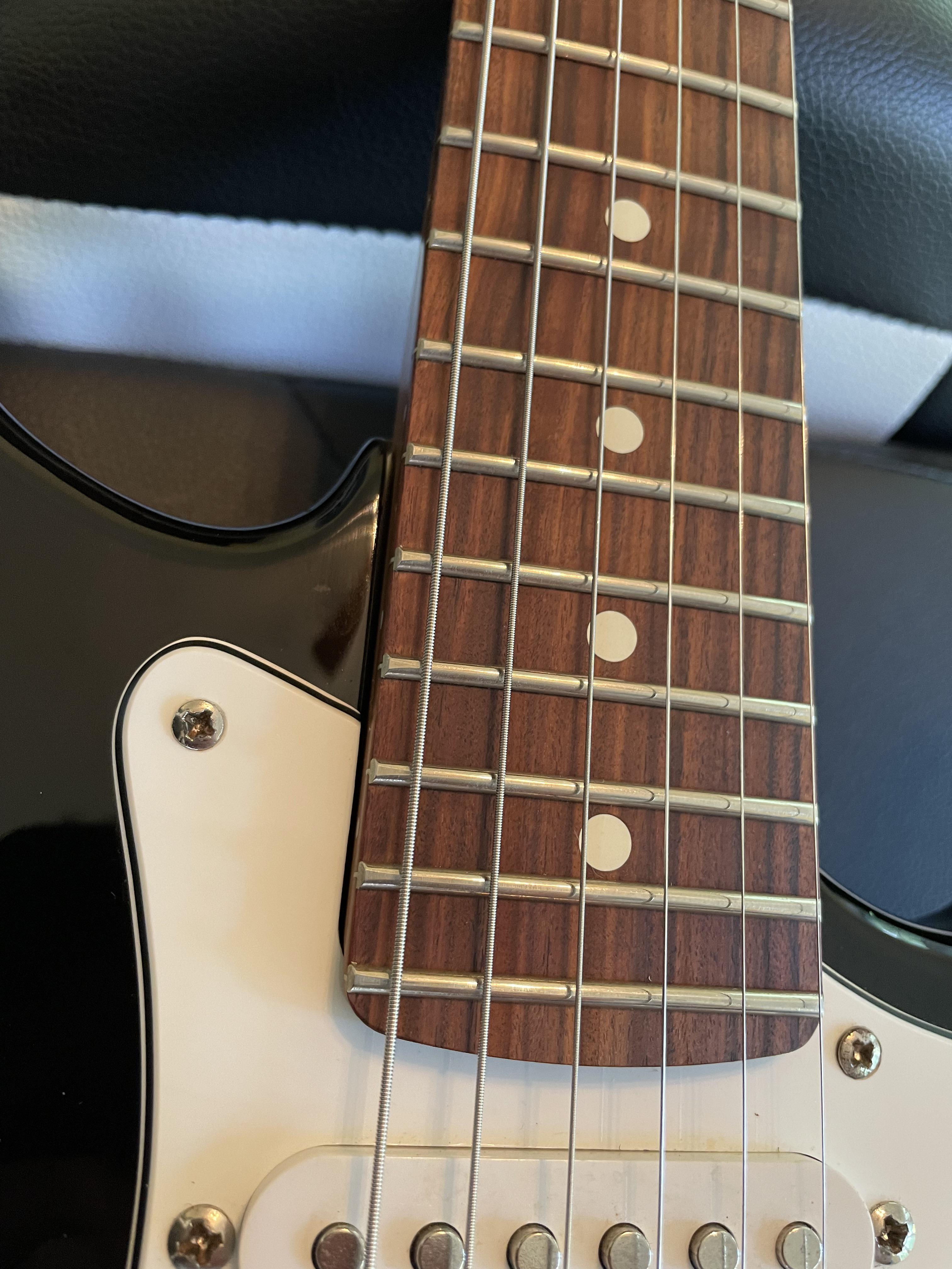 What’s the best way to “fill in” a neck pocket? r/guitars