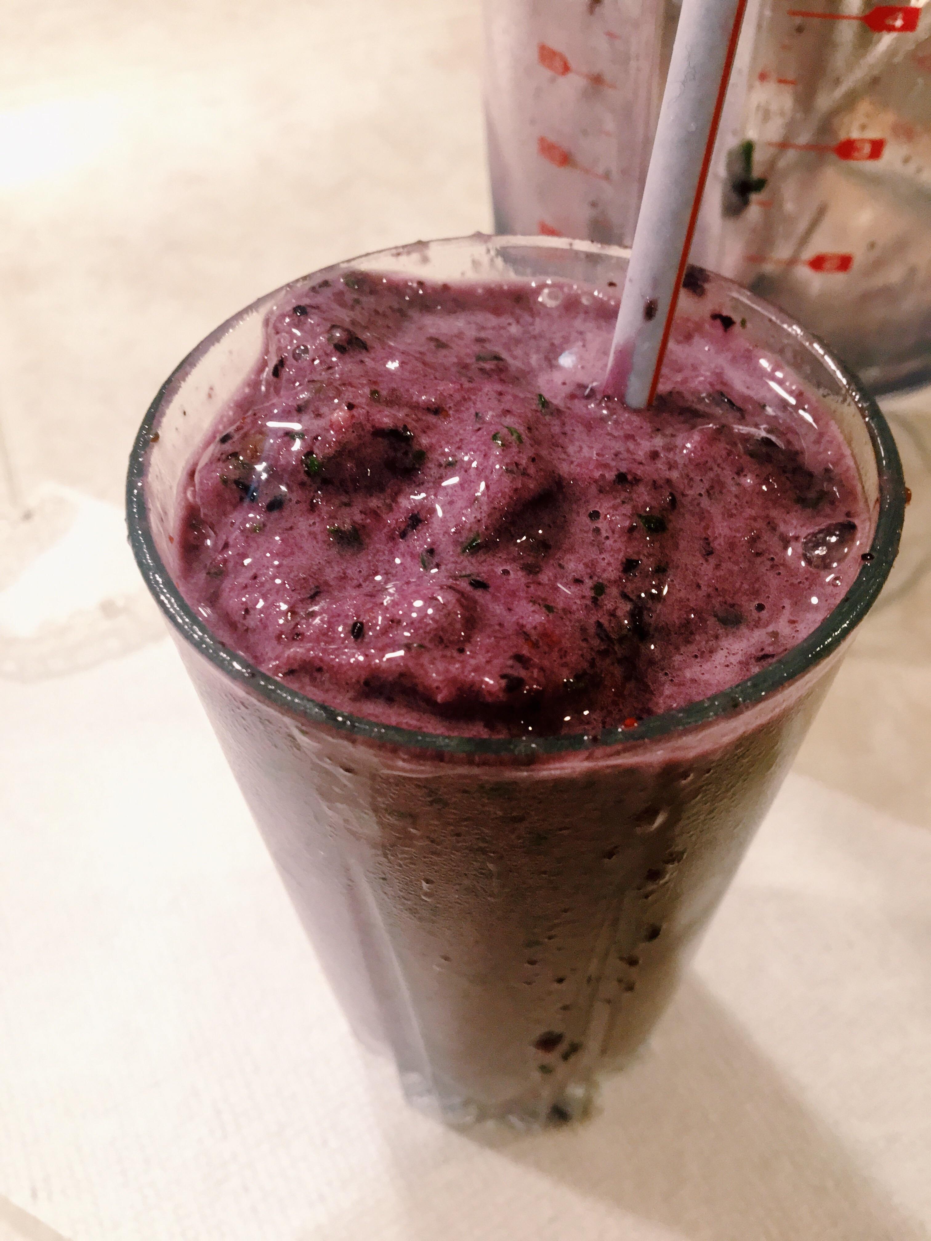 Feels like summer in Boston, so I made a post gym 250 cal smoothie frozen fruit, protein powder