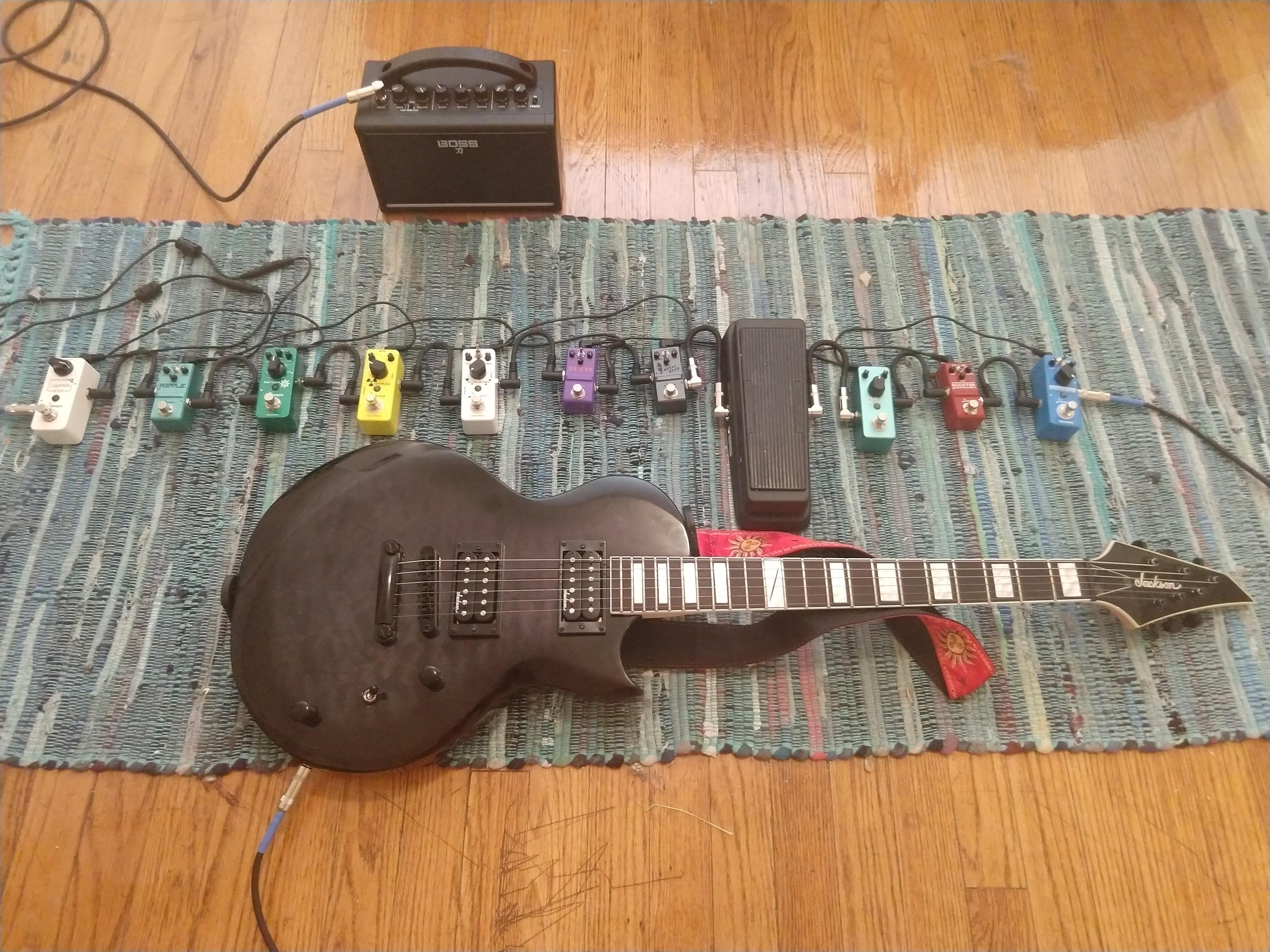 They said it couldn't be done an (almost) allDonner pedal board! r