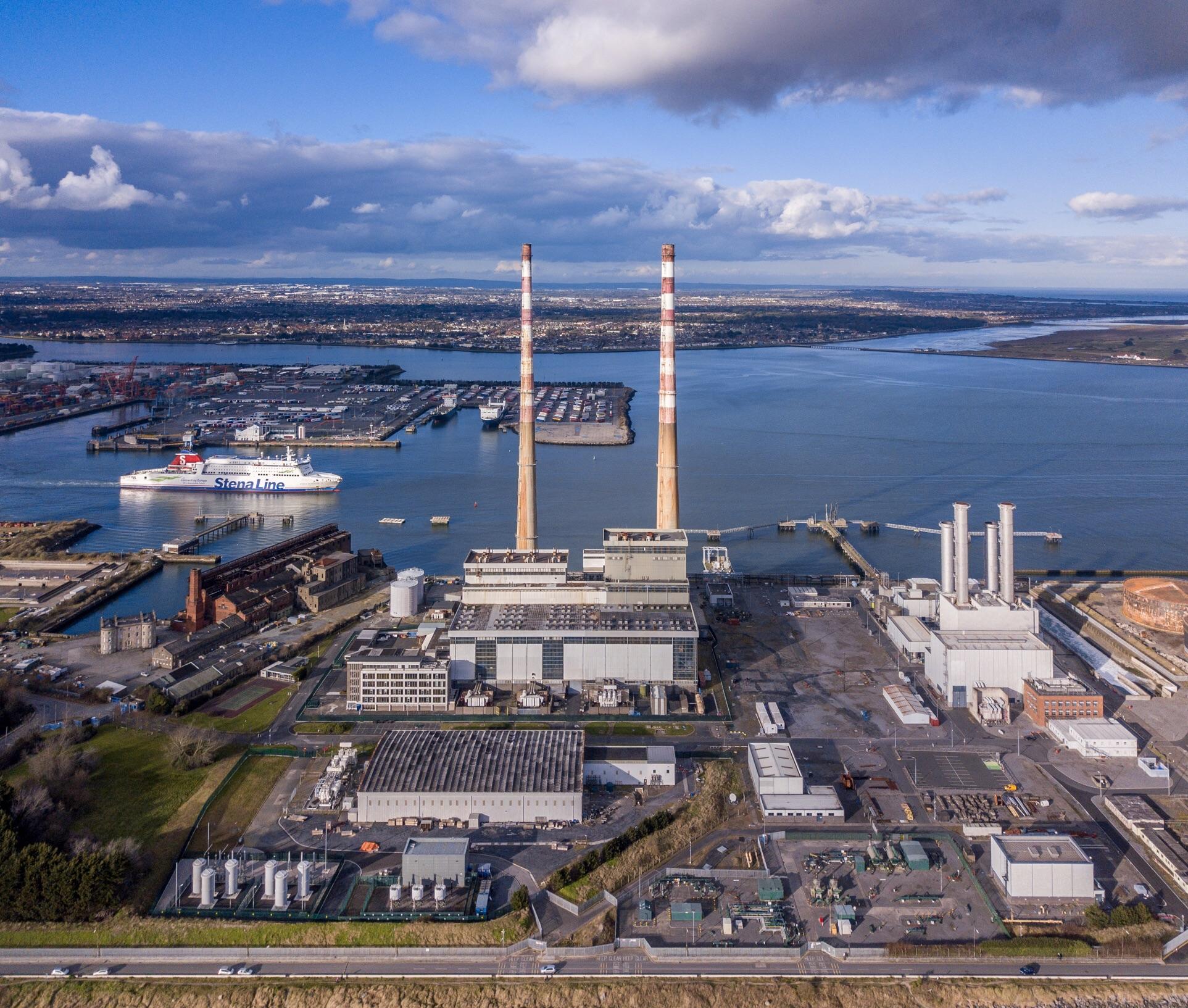 Poolbeg chimneys on today’s glorious day in Dublin r/ireland