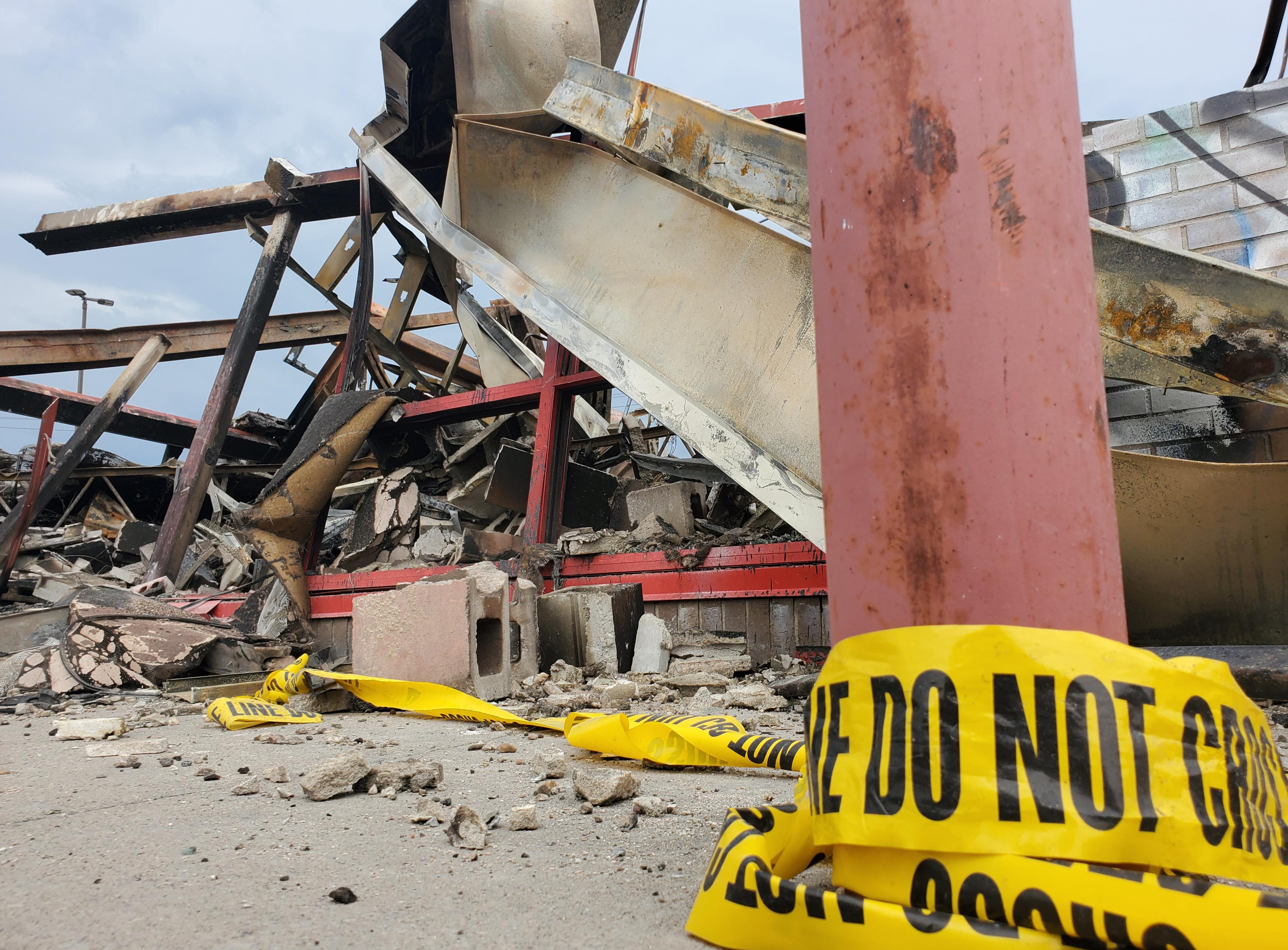 The Autozone in Minneapolis, Minnesota. June 6th, 2020 r/pics