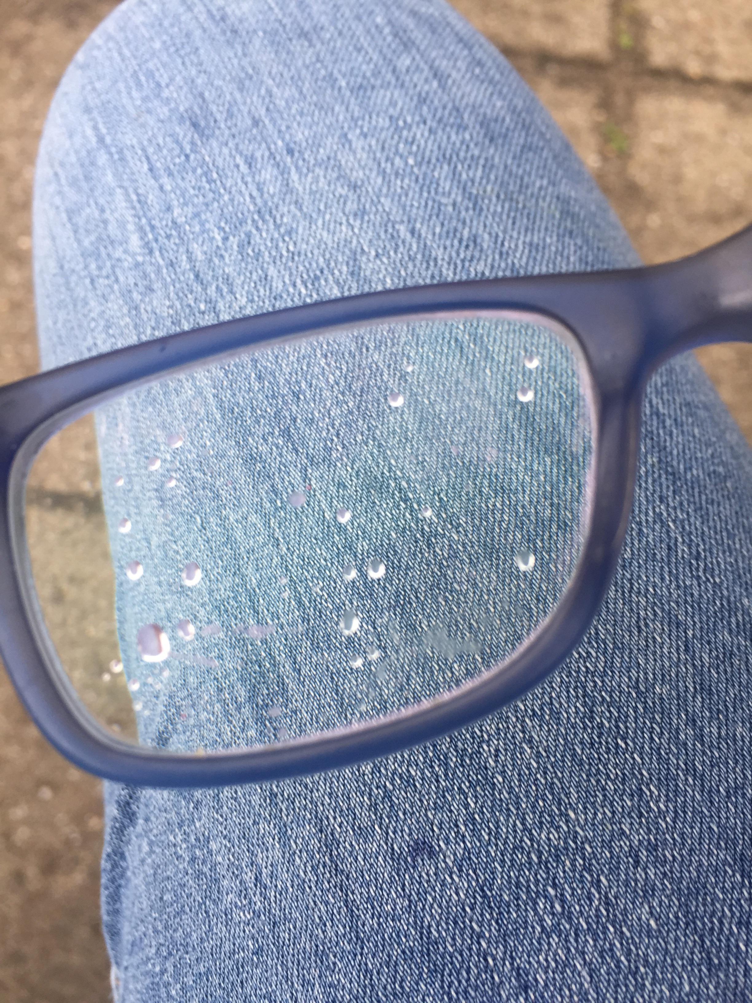 When it rains and you wear glasses r/mildlyinfuriating