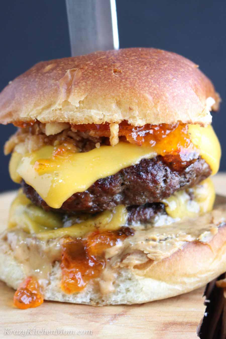 Peanut Butter and Jelly Burger r/burgers