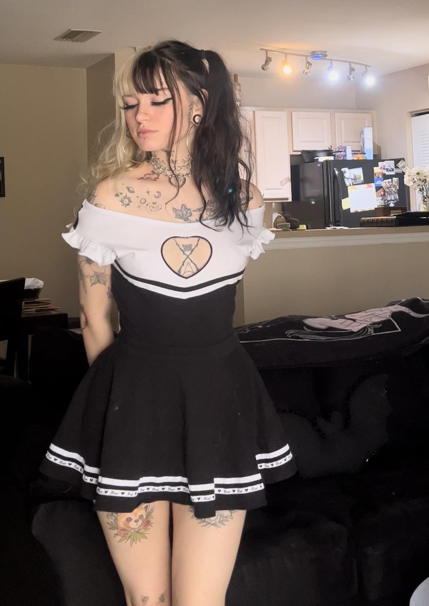 VioletIsAWallflower (u/VioletIsAWallflower) - Reddit