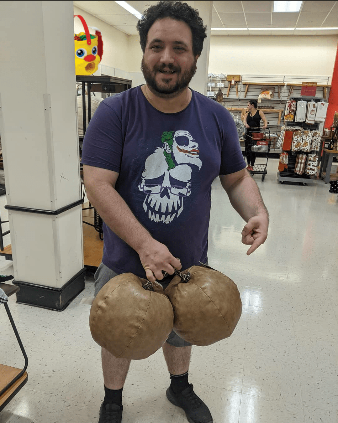 Mr. Bucket on the verge of claiming another victim r/TheCinemassacreTruth