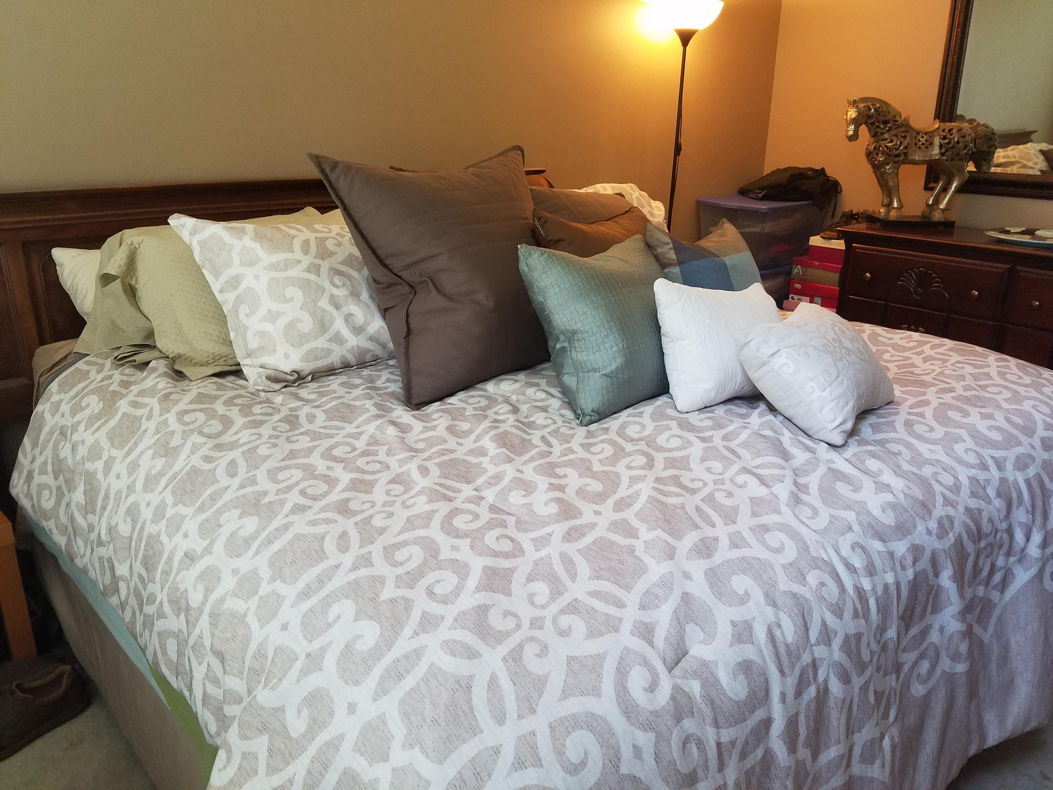 My parents' bed..13 total r/toomanypillows