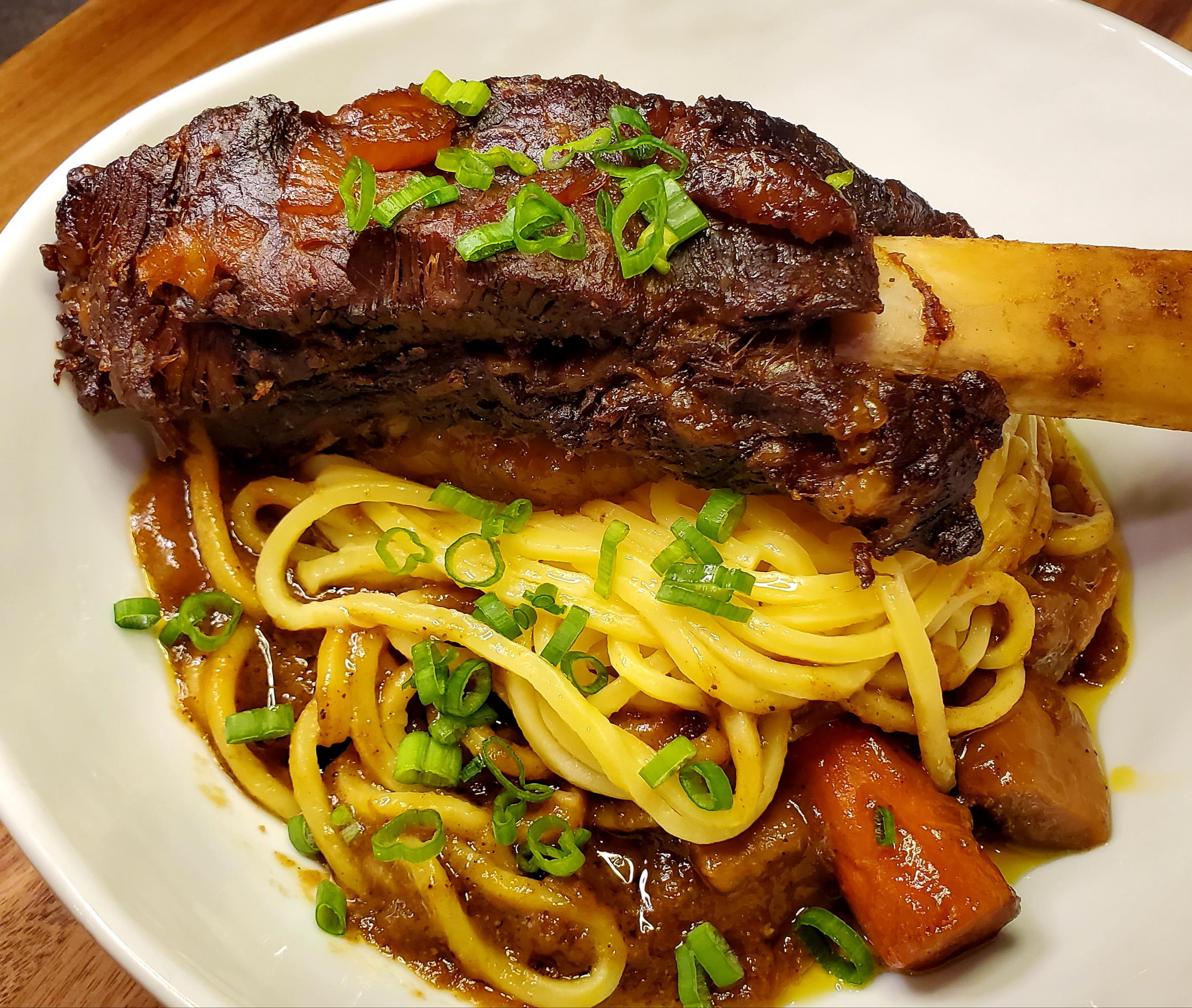 Braised short rib on Japanese noodles with miso curry r/pasta