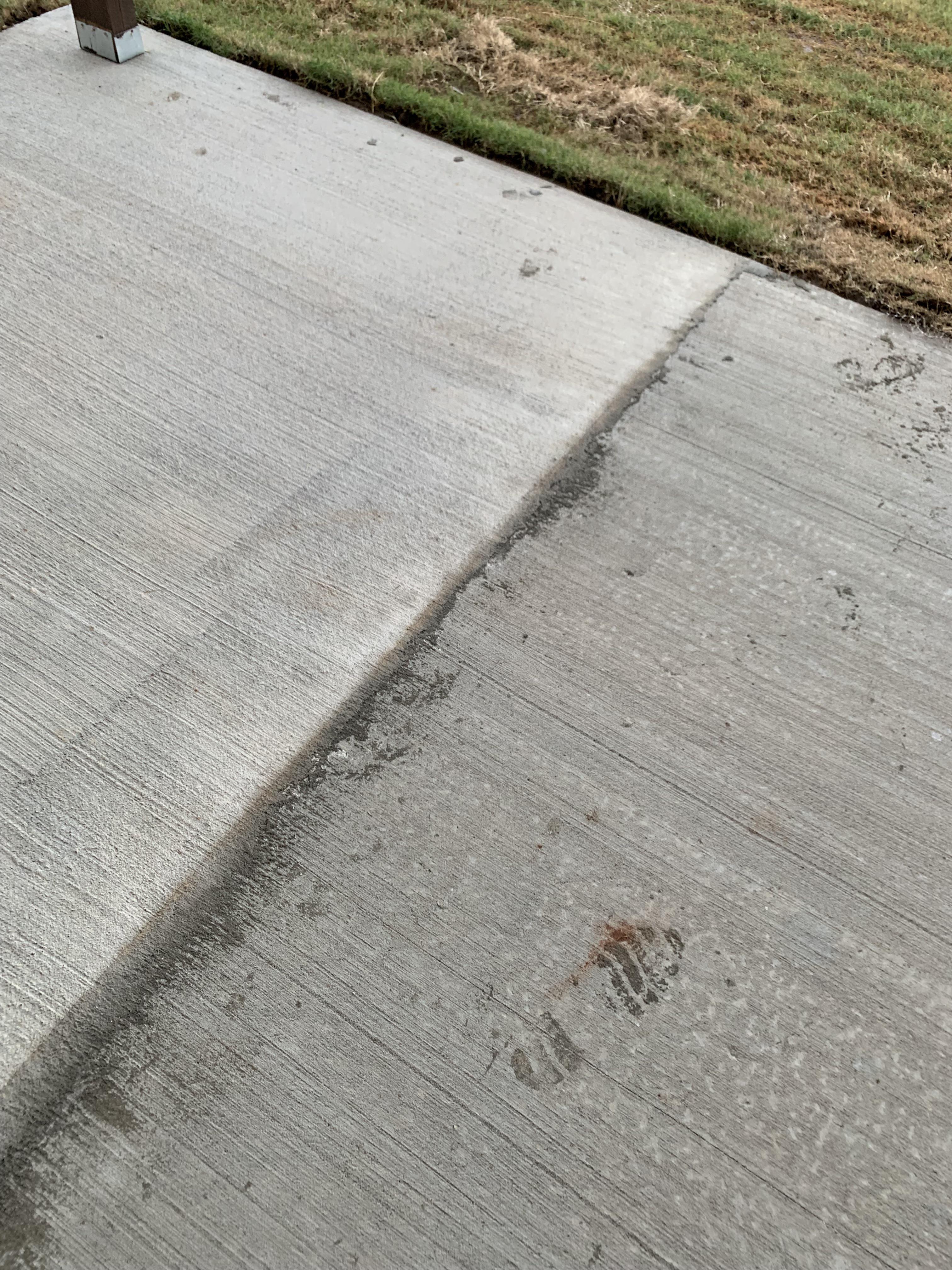 Easiest/cost effective way to smooth concrete patio r/Homebuilding