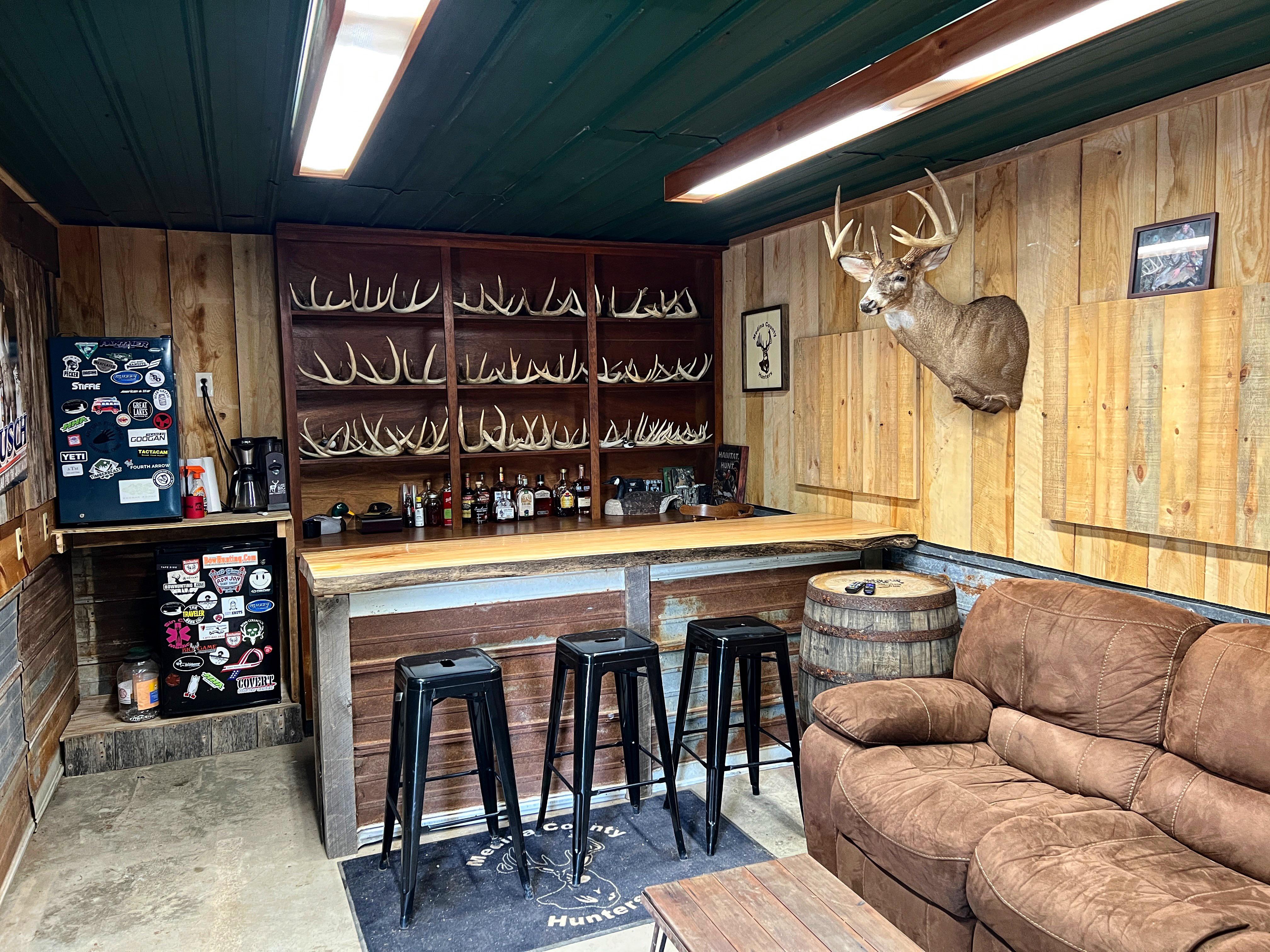 Hunting Man Cave Ideas