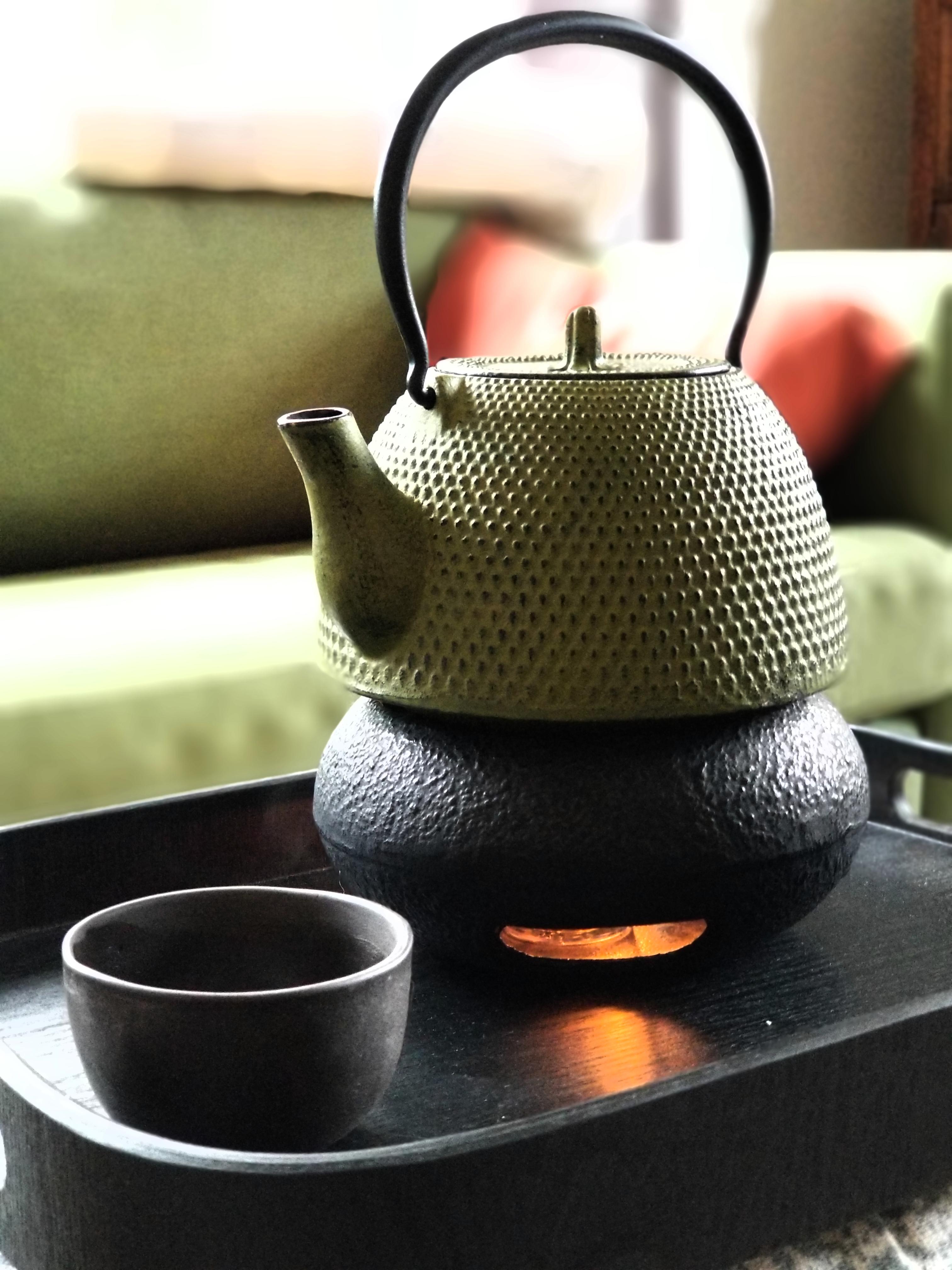 Morning tea with our new castiron pot and warmer makes working from home much more enjoyable