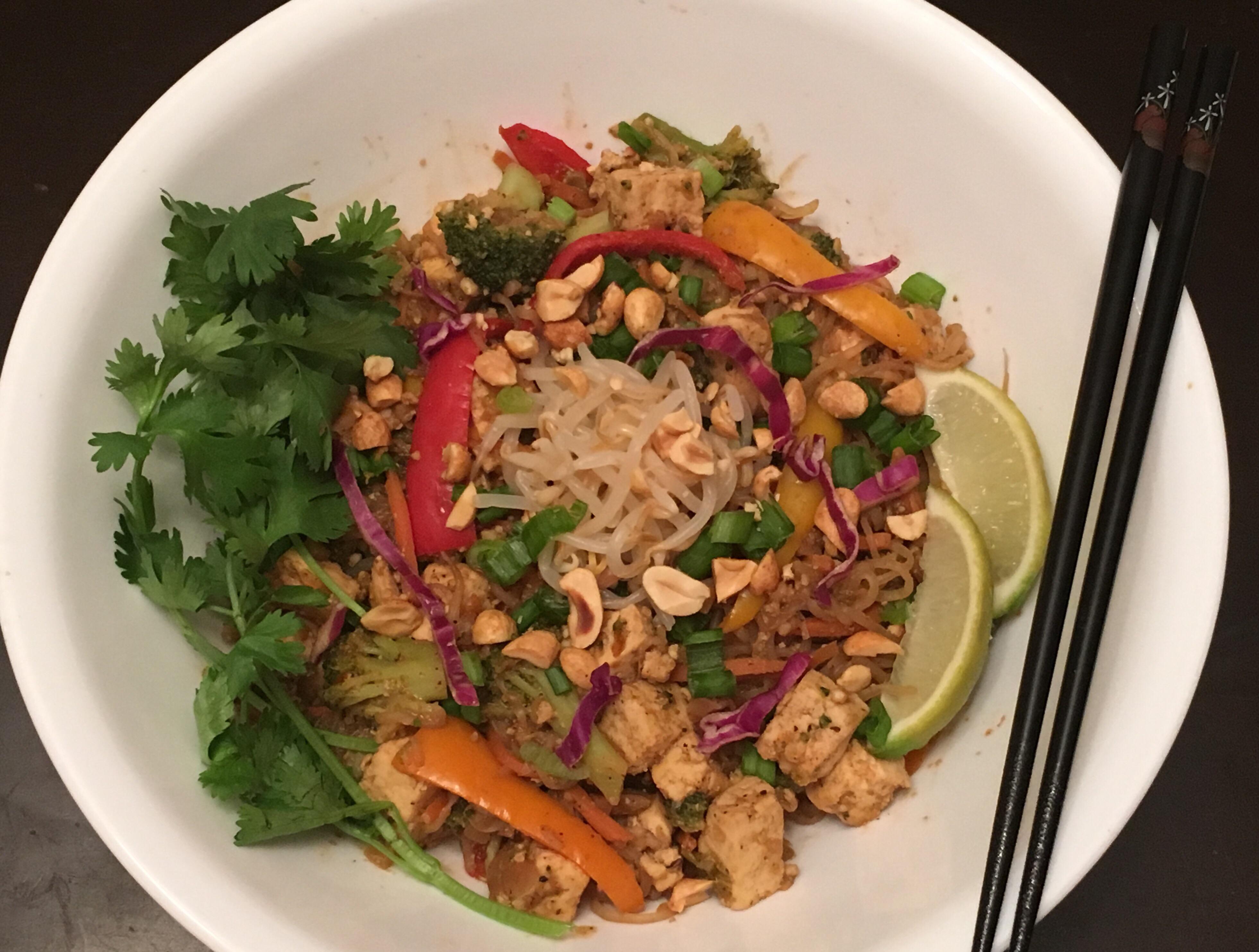 Vegan Pad Thai with tofu, shirataki noodles, tofu scramble egg, peppers