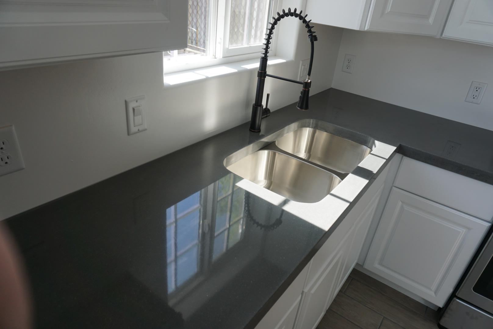 Dark gray countertop r/Concrete