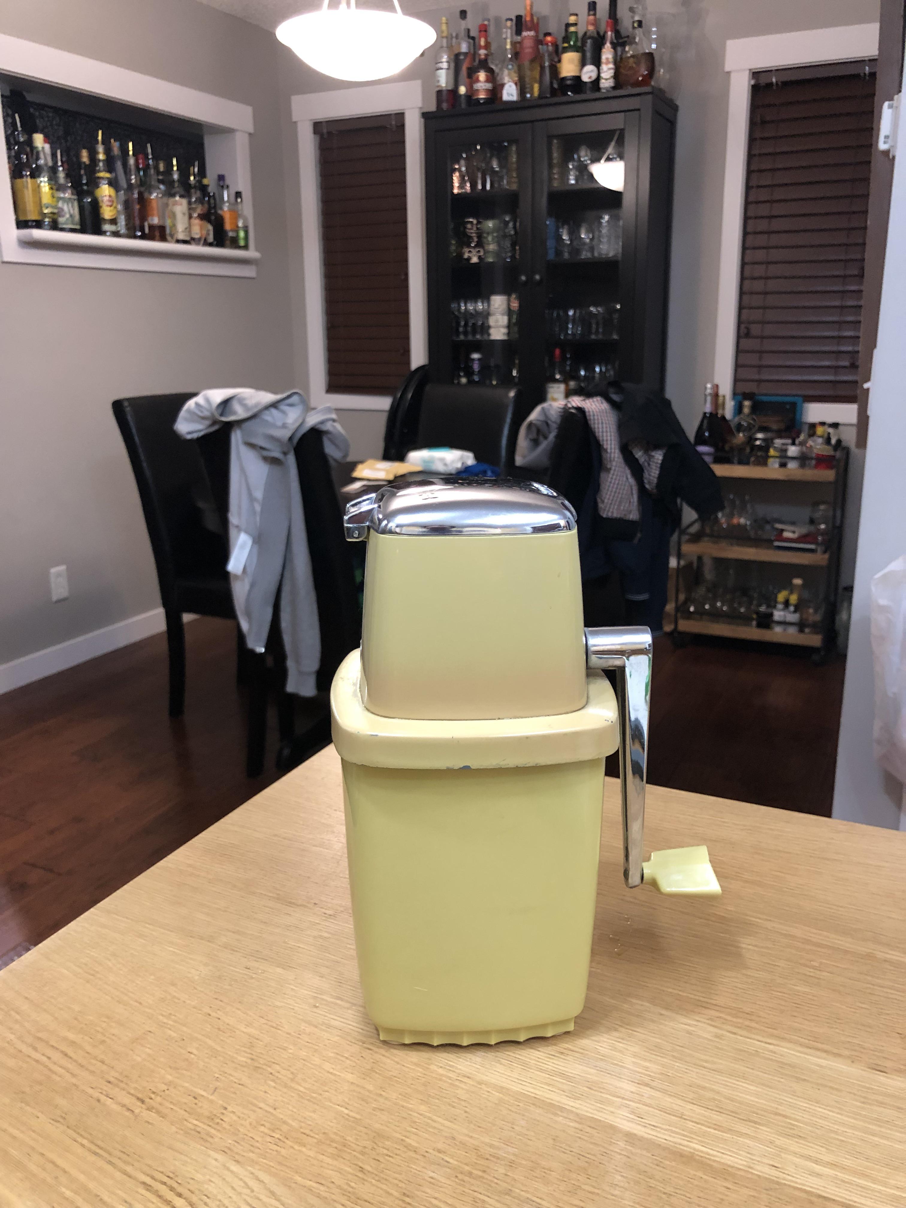 The best in hand crank ice crusher technology. r/Tiki