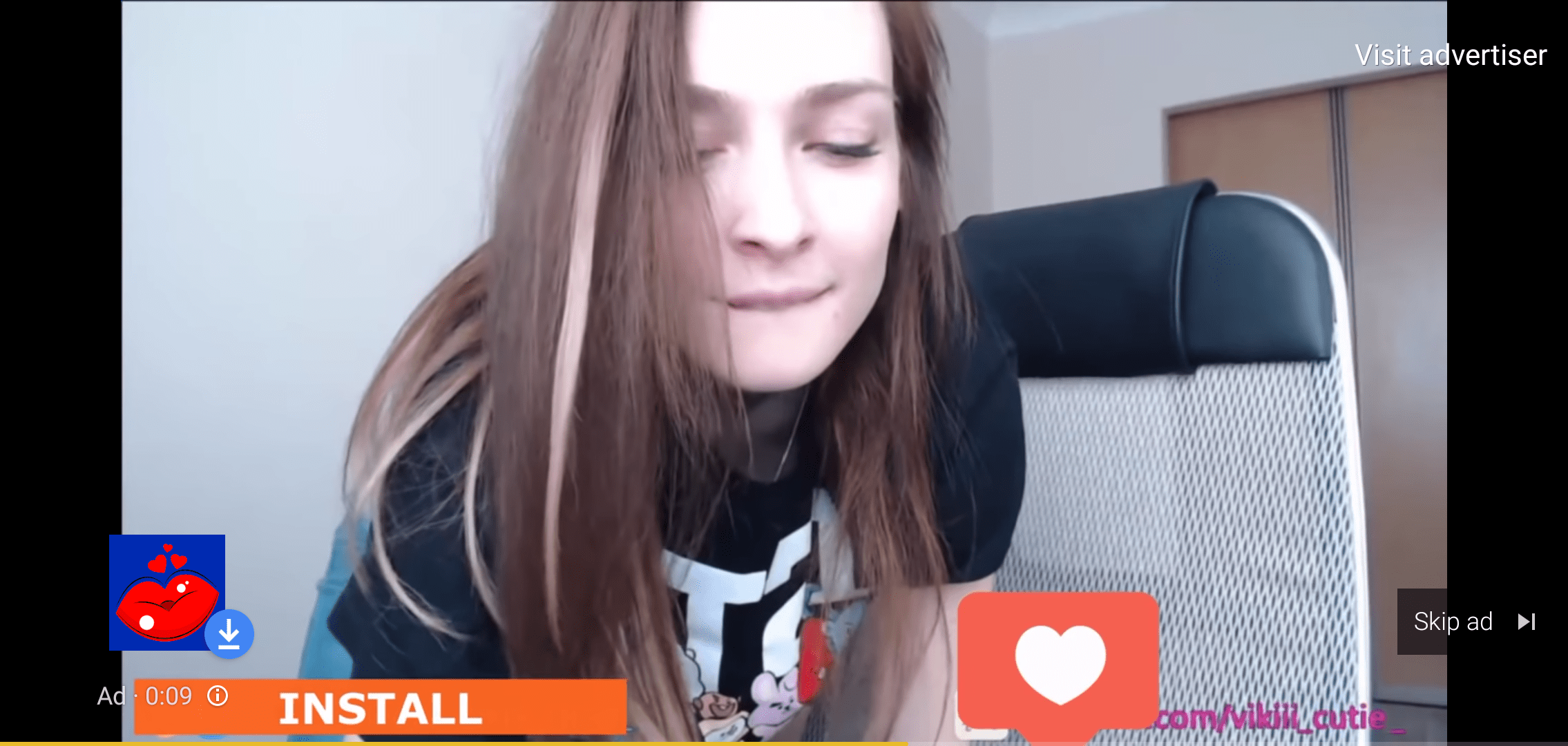 Girl literally masturbating on YouTube : mildlyinfuriating