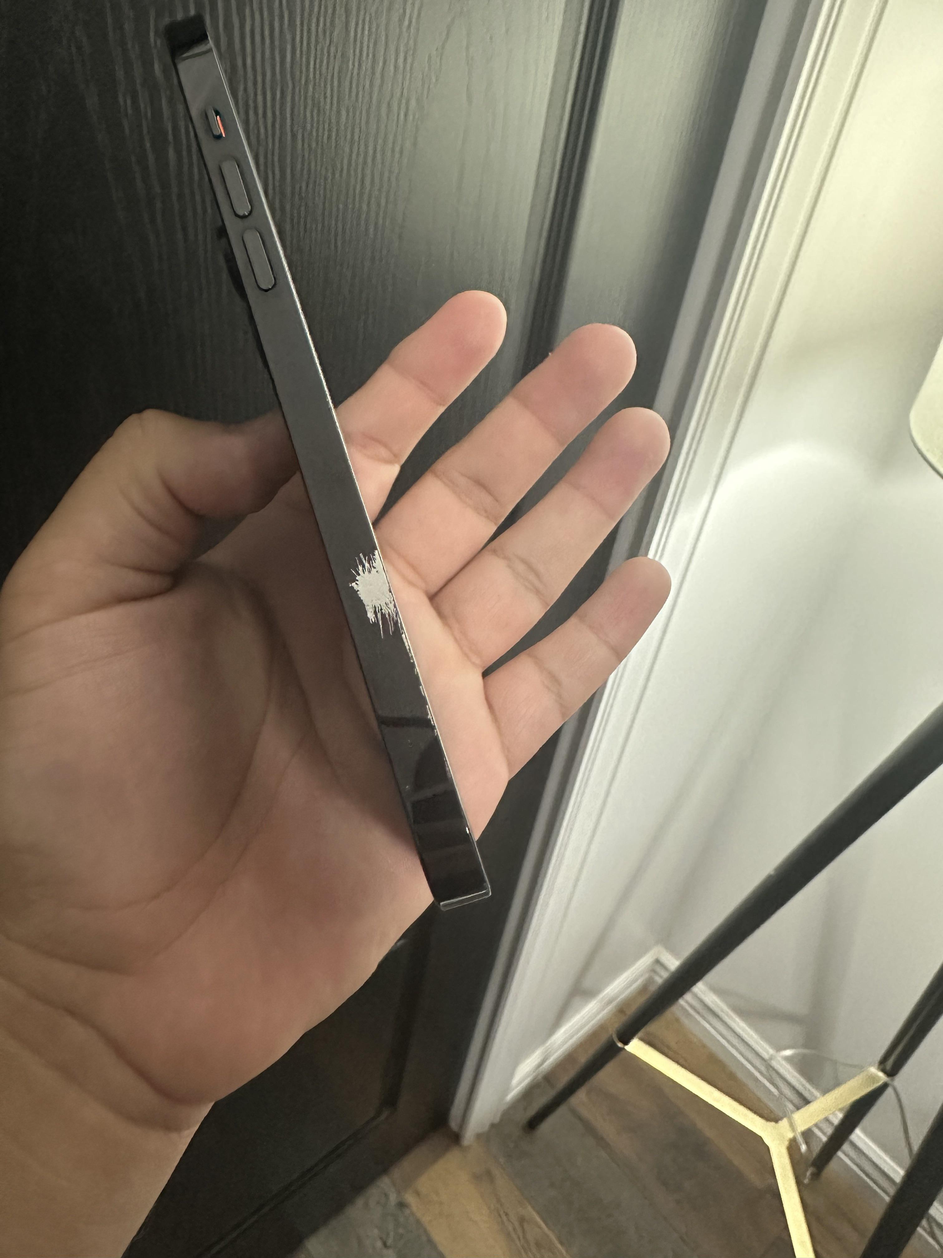 The paint on my new iPhone 14 Pro Max scratches off with my finger. r/iphone